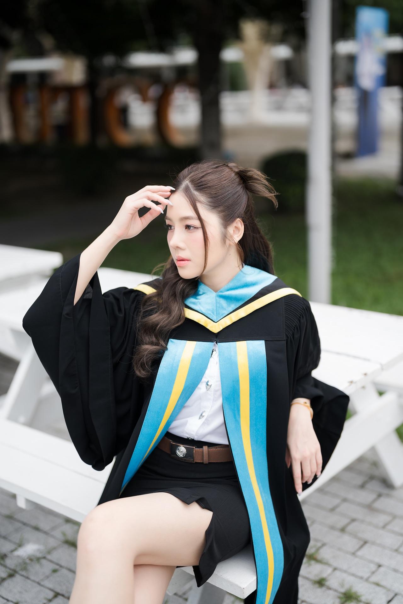 ผลงานรับปริญญา มหาวิทยาลัยหอการค้าไทย โดย Photanae ภาพที่ 4