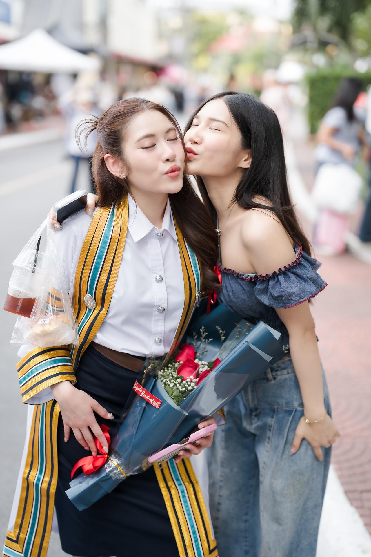 ผลงานรับปริญญา มหาวิทยาลัยราชภัฏสวนสุนันทา โดย Photanae ภาพที่ 14