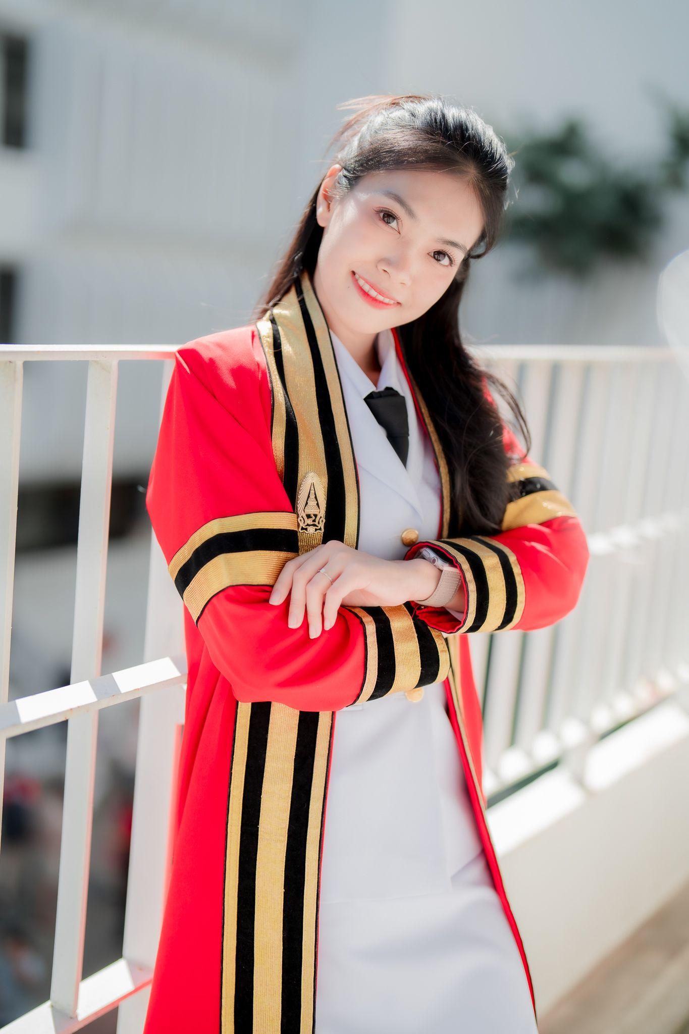 ผลงานรับปริญญา มหาวิทยาลัยเทคโนโลยีพระจอมเกล้าธนบุรี โดย Lucky Foto ช่างภาพรับปริญญา ภาพที่ 14