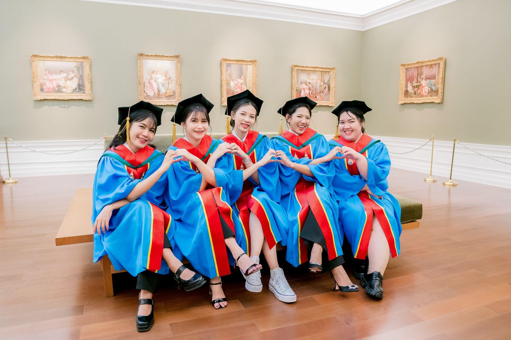 ผลงานรับปริญญา สถาบันพระบรมราชชนก โดย Lucky Foto ช่างภาพรับปริญญา ภาพที่ 19