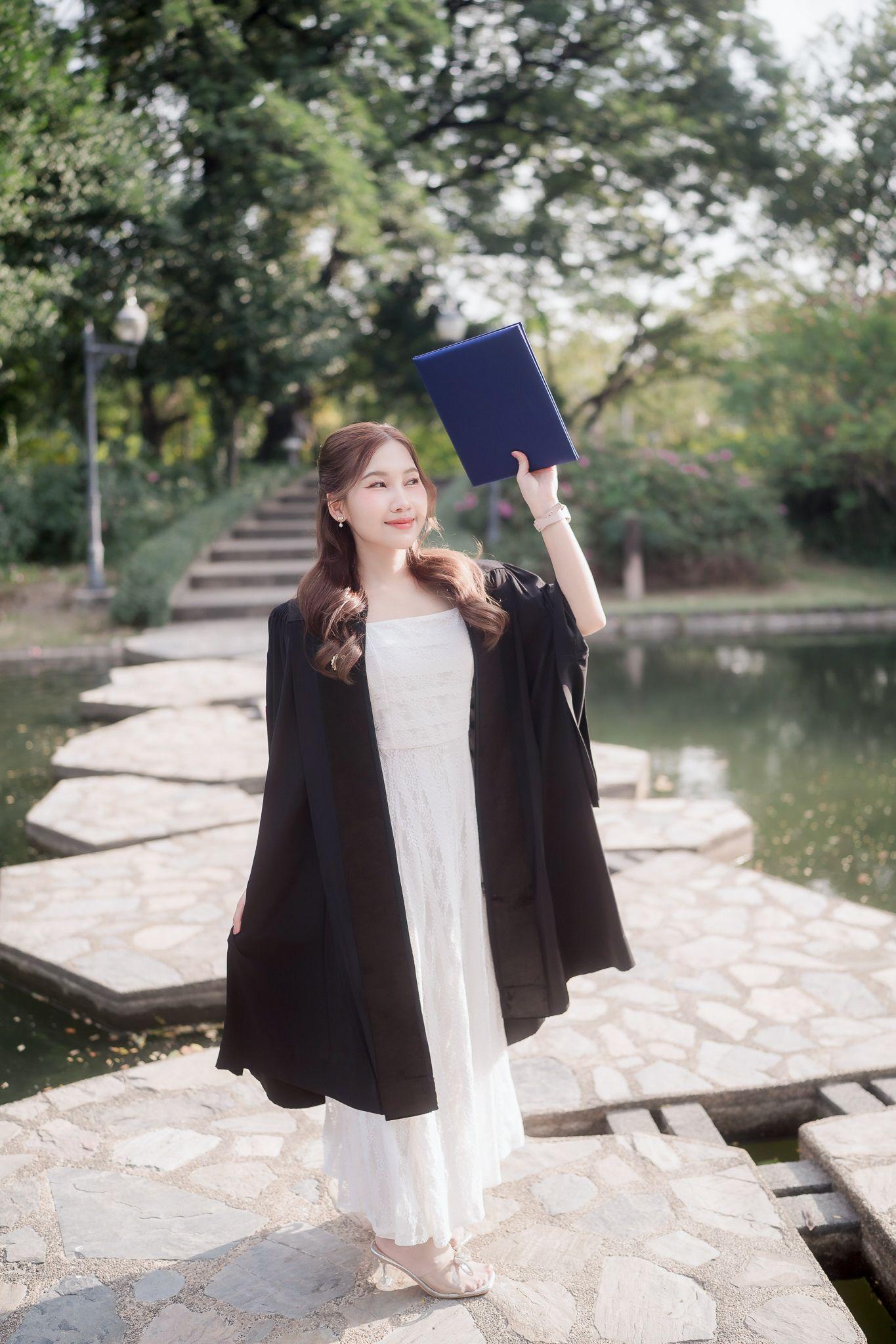 ผลงานรับปริญญา มหาวิทยาลัยรังสิต โดย Lucky Foto ช่างภาพรับปริญญา ภาพที่ 4