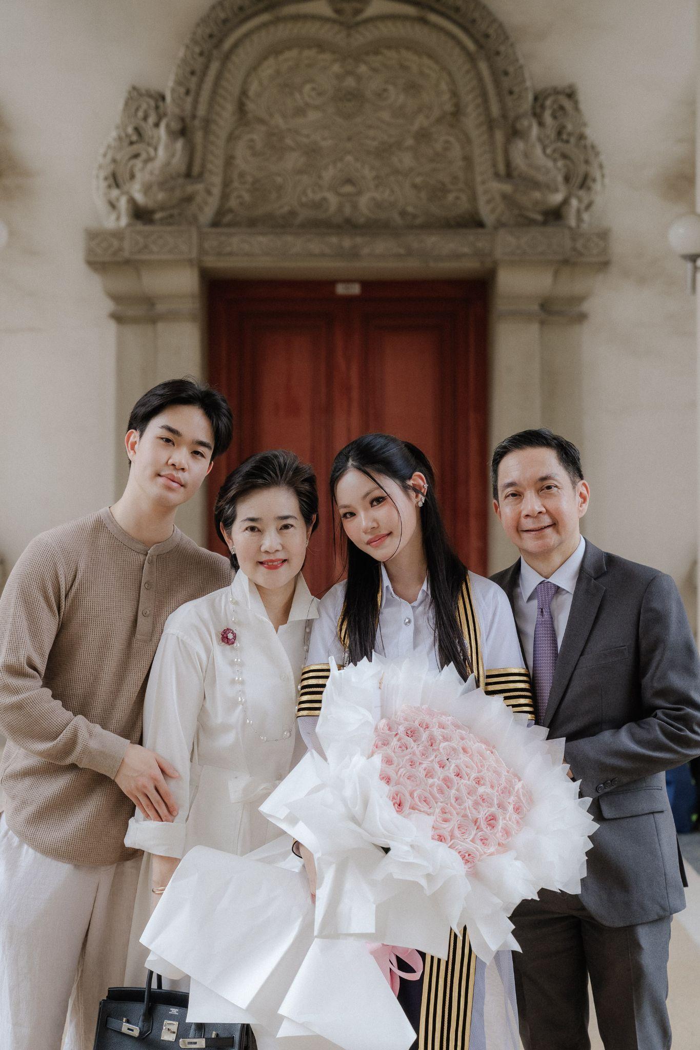 ผลงานรับปริญญา จุฬาลงกรณ์มหาวิทยาลัย โดย Ninemonday ภาพที่ 4