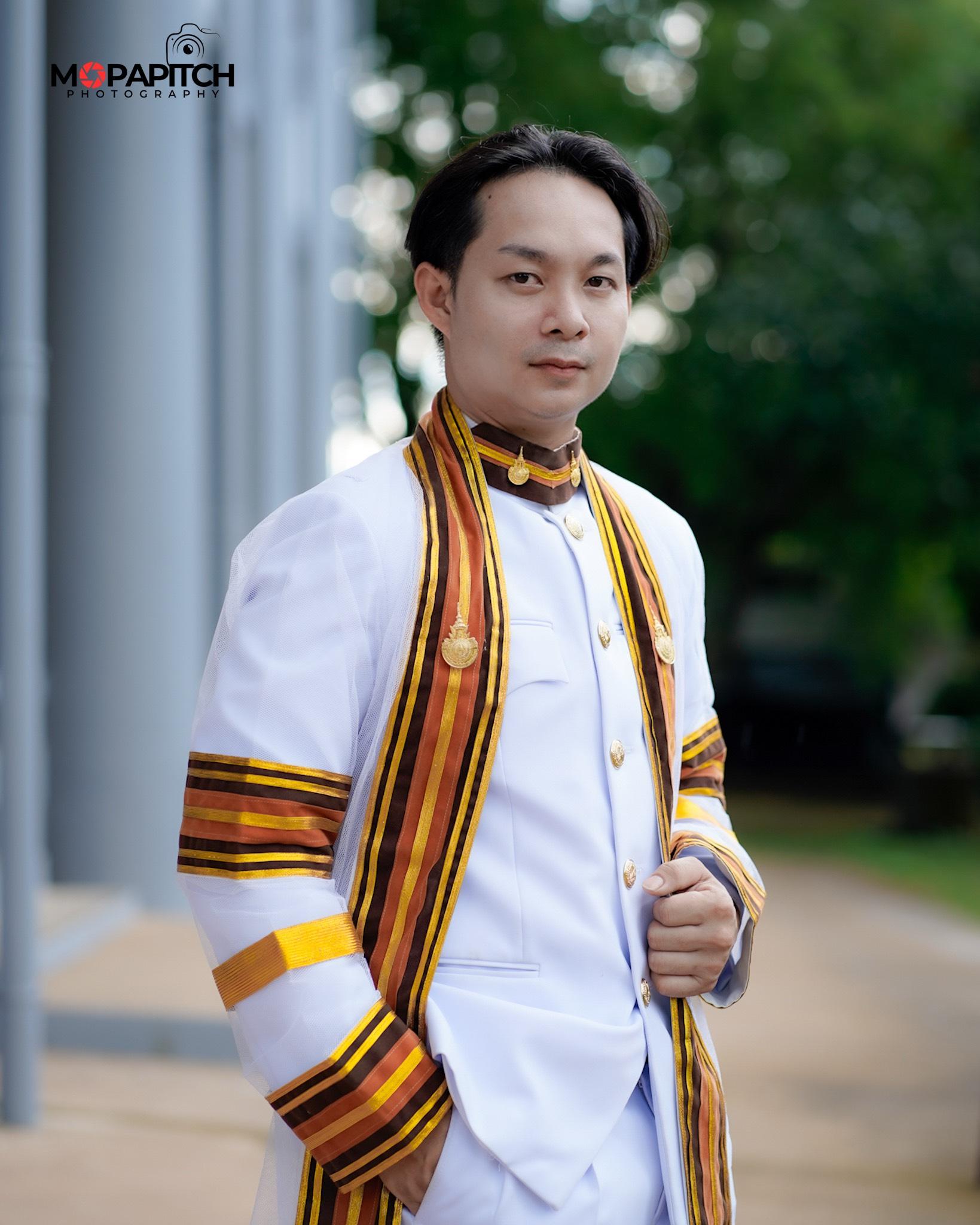 ผลงานรับปริญญา มหาวิทยาลัยเทคโนโลยีราชมงคลล้านนา โดย Mo Papitch ภาพที่ 2