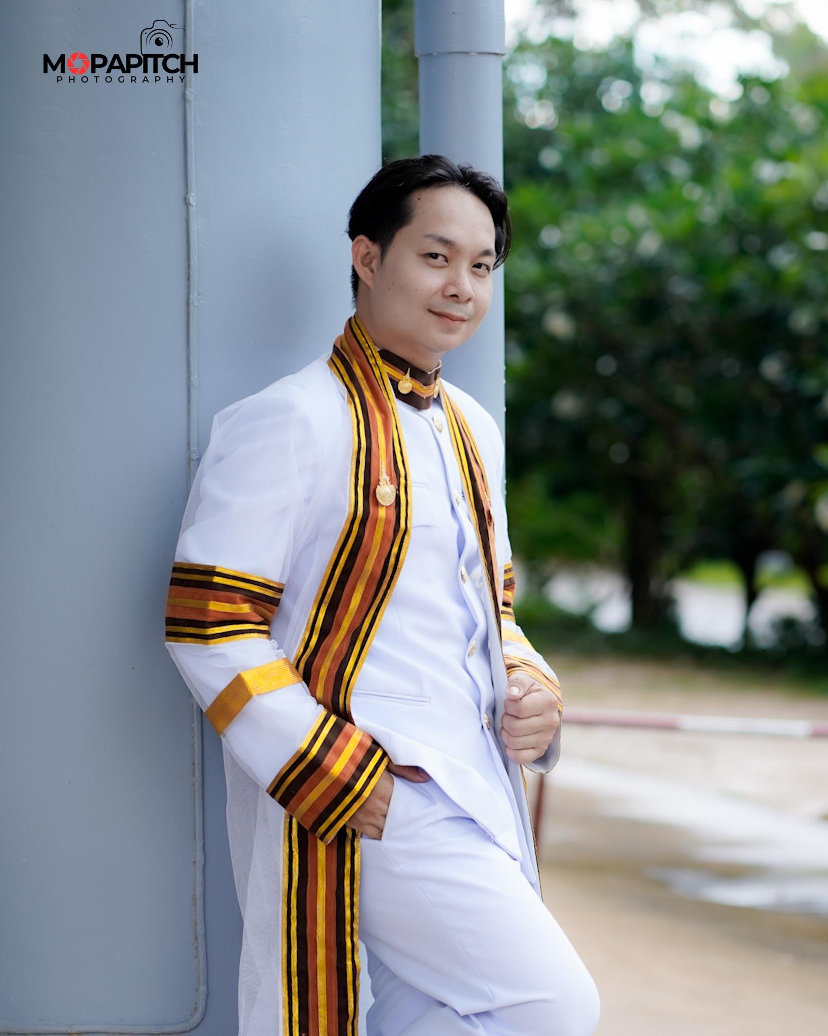 ผลงานรับปริญญา มหาวิทยาลัยเทคโนโลยีราชมงคลล้านนา โดย Mo Papitch ภาพที่ 4