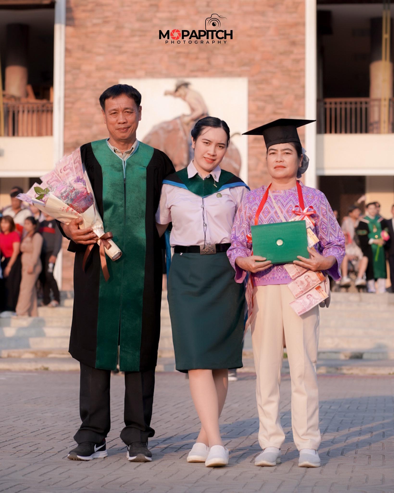 ผลงานรับปริญญา มหาวิทยาลัยแม่โจ้ โดย Mo Papitch ภาพที่ 9