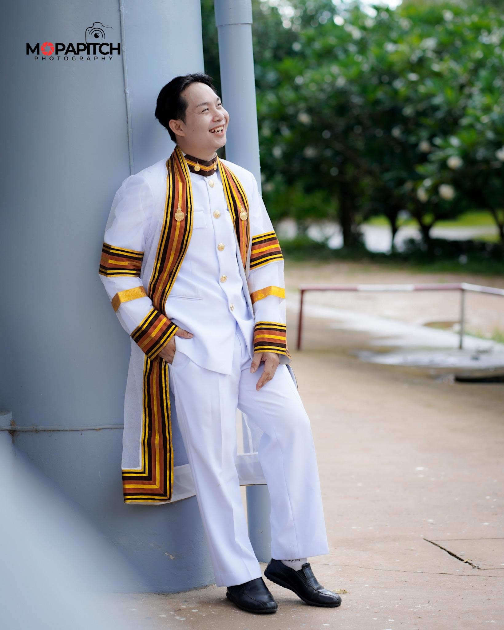 ผลงานรับปริญญา มหาวิทยาลัยเทคโนโลยีราชมงคลล้านนา โดย Mo Papitch ภาพที่ 3