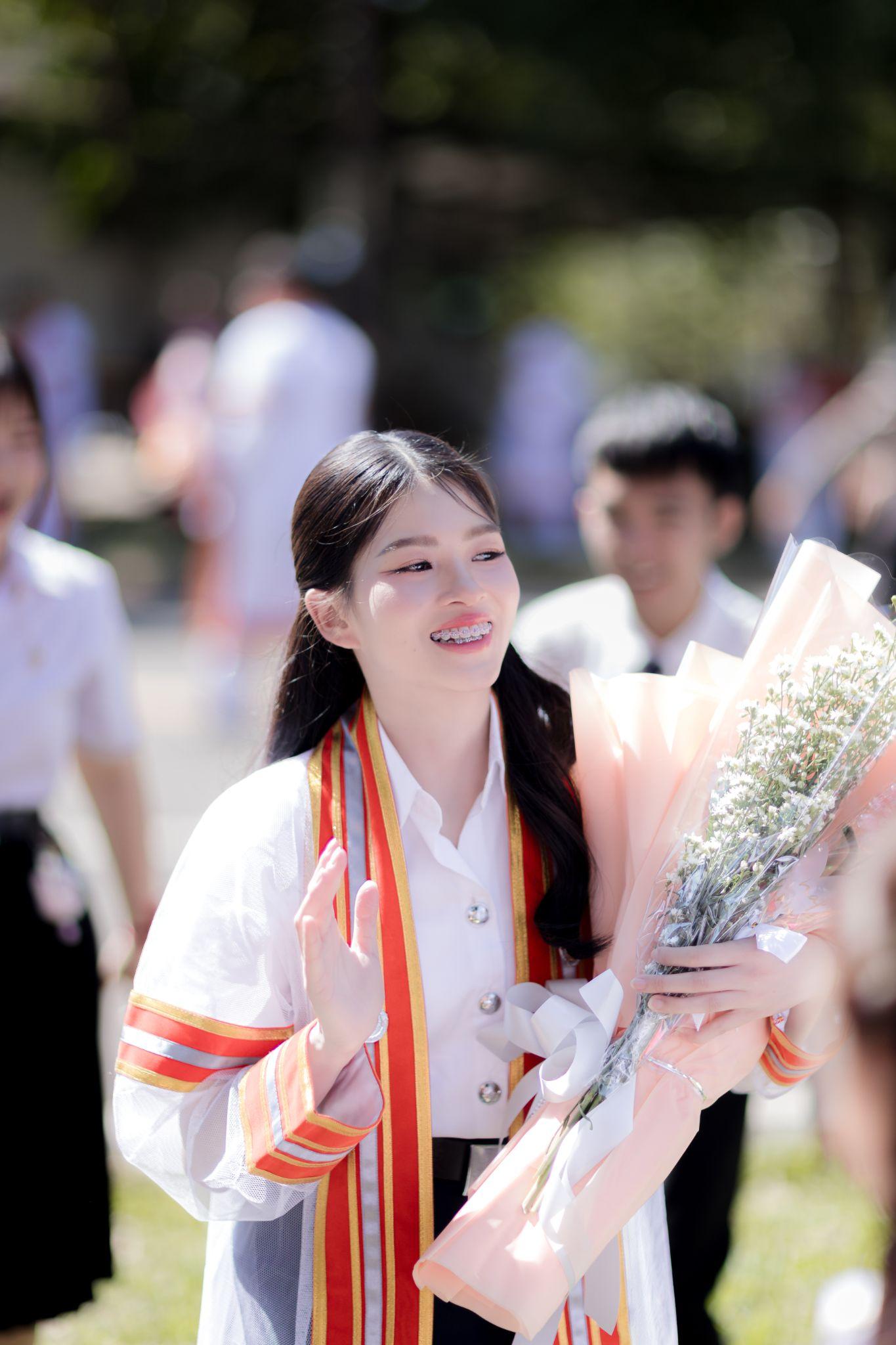 ผลงานรับปริญญา มหาวิทยาลัยเทคโนโลยีราชมงคลอีสาน โดย Pangpond Gallery ภาพที่ 7