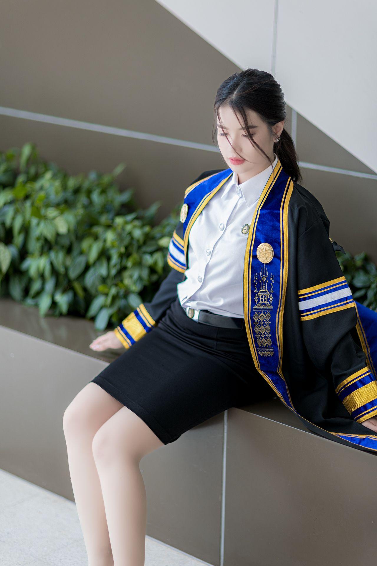 ผลงานรับปริญญา มหาวิทยาลัยราชภัฏสกลนคร โดย Pangpond Gallery ภาพที่ 1