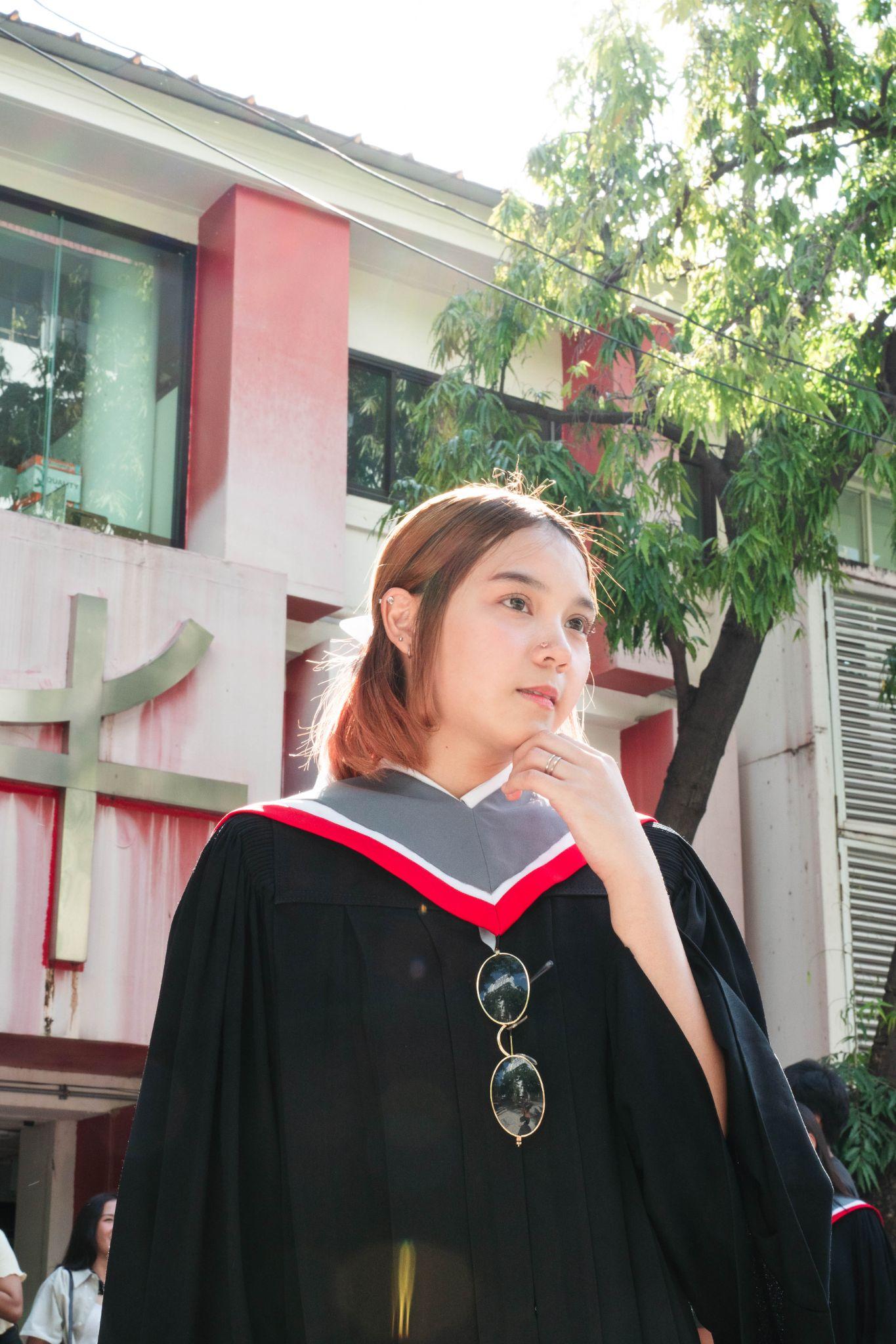 ผลงานรับปริญญา มหาวิทยาลัยศรีนครินทรวิโรฒ โดย Coallashoot ภาพที่ 5