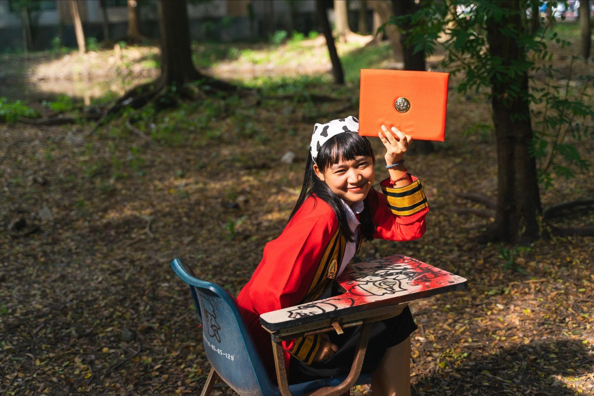 ผลงานรับปริญญา สถาบันเทคโนโลยีพระจอมเกล้าเจ้าคุณทหารลาดกระบัง โดย Coallashoot ภาพที่ 2