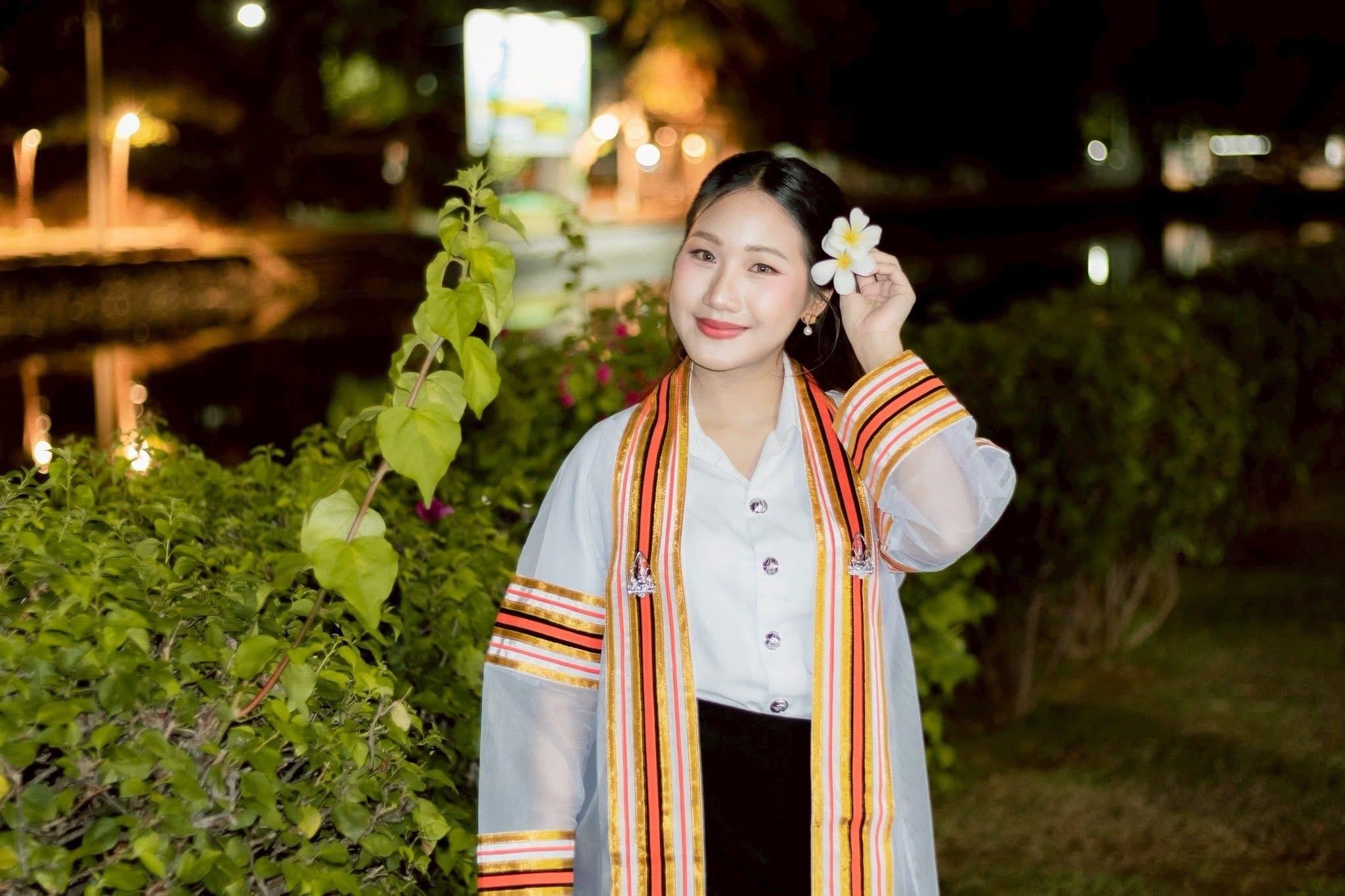ผลงานรับปริญญา โดย Nobenlyy Photo ภาพที่ 3