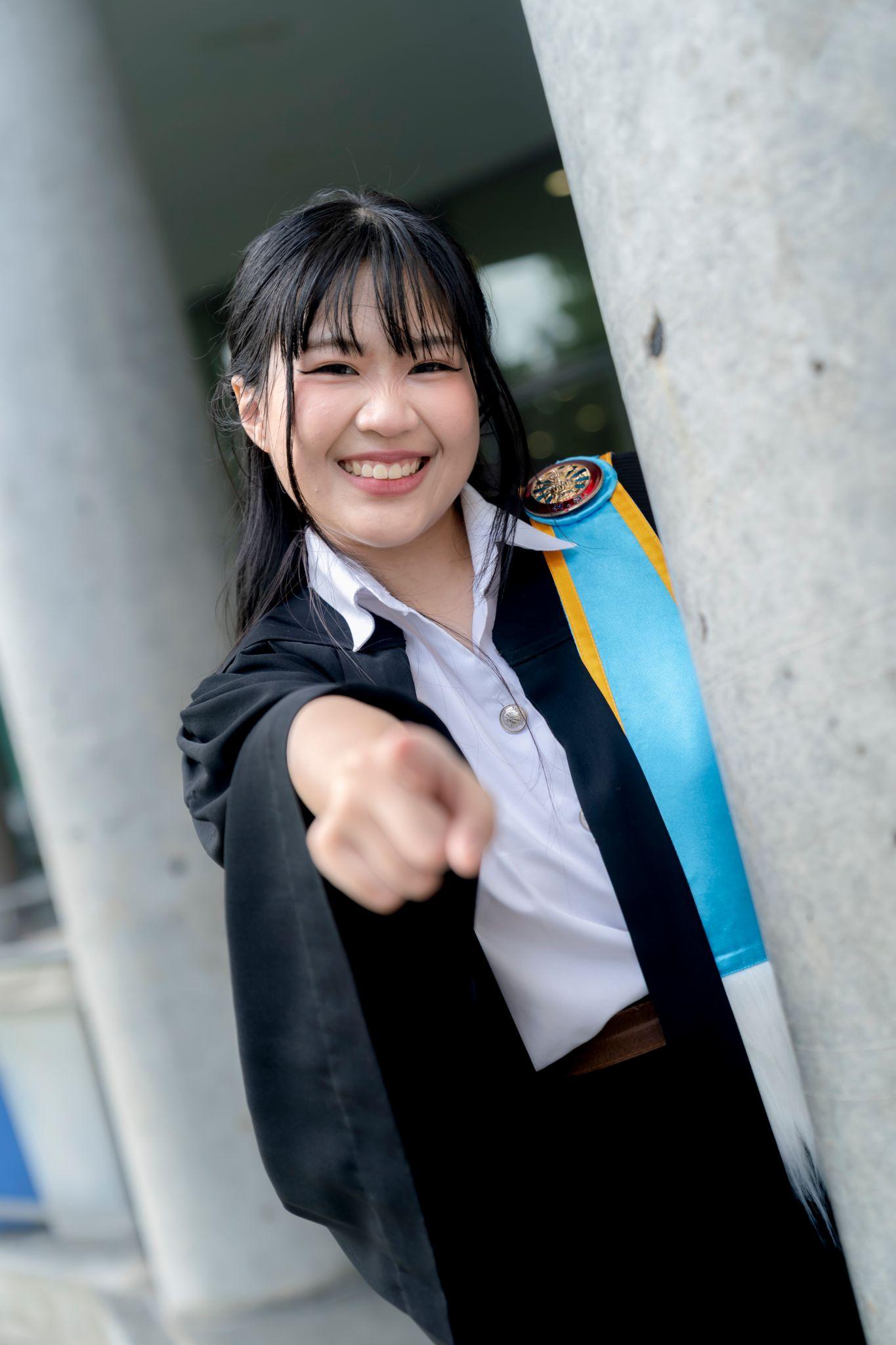 ผลงานรับปริญญา มหาวิทยาลัยธรรมศาสตร์ โดย T"o"N ภาพที่ 6