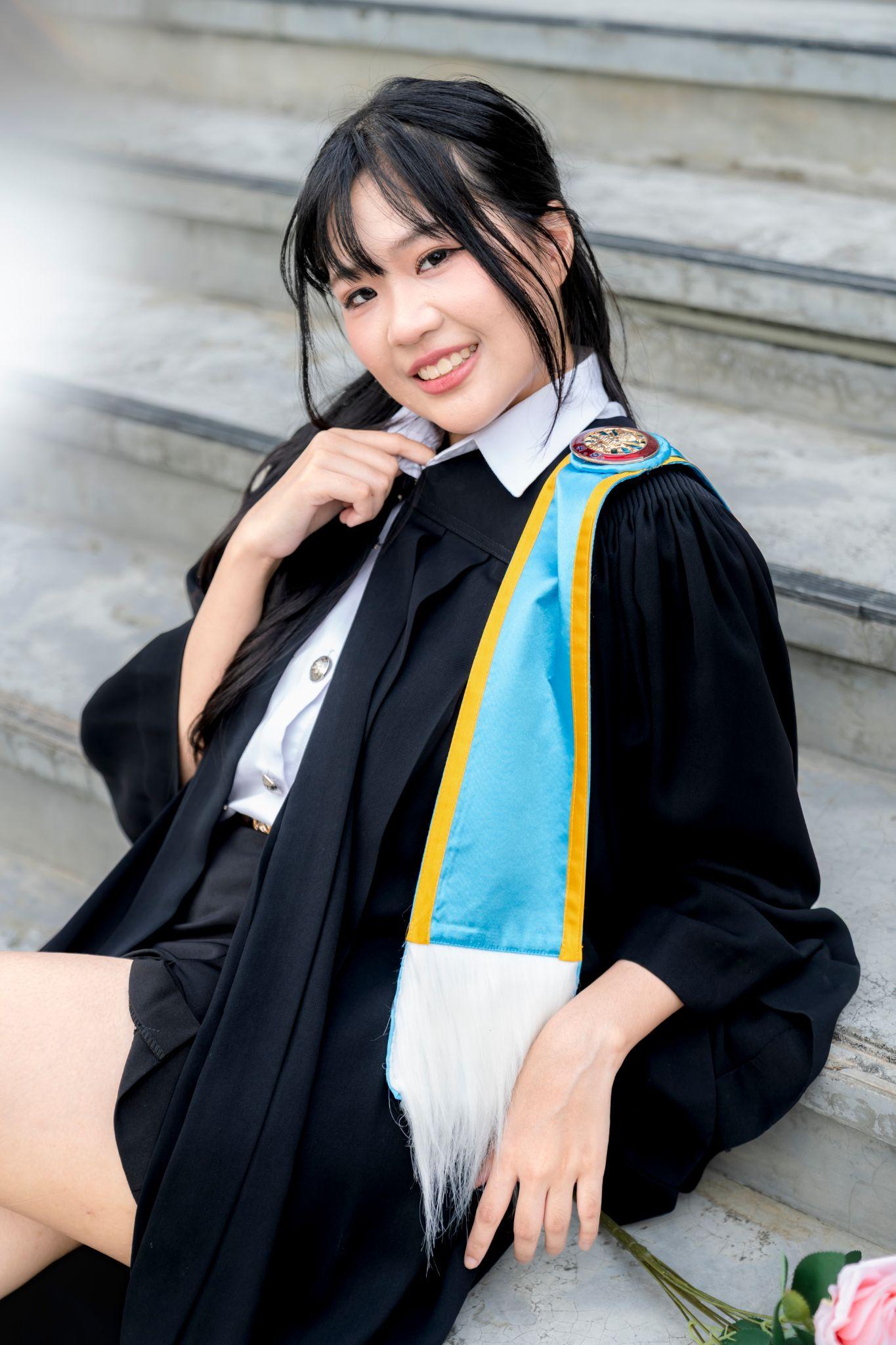 ผลงานรับปริญญา มหาวิทยาลัยธรรมศาสตร์ โดย T"o"N ภาพที่ 3