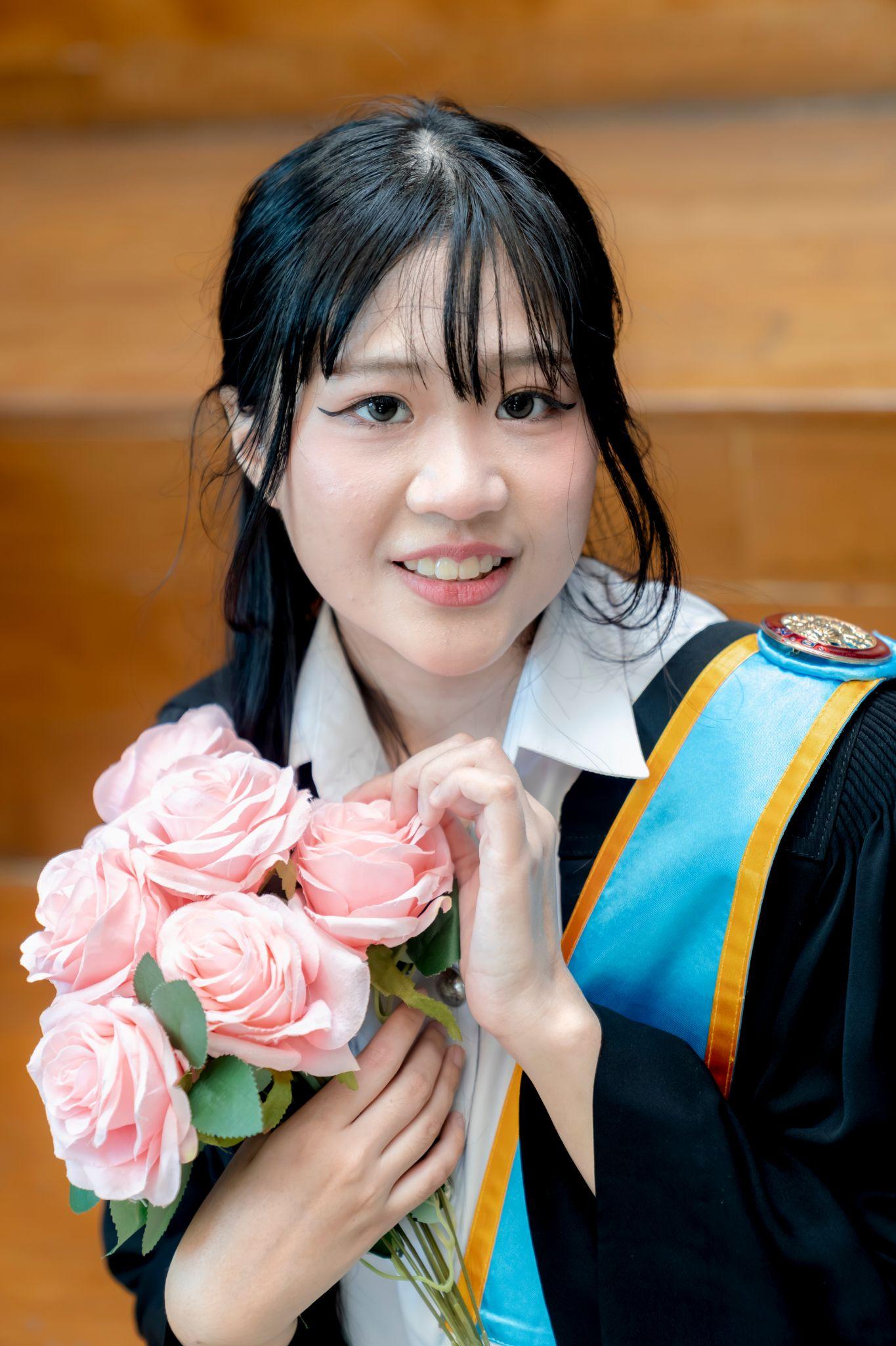 ผลงานรับปริญญา มหาวิทยาลัยธรรมศาสตร์ โดย T"o"N ภาพที่ 8