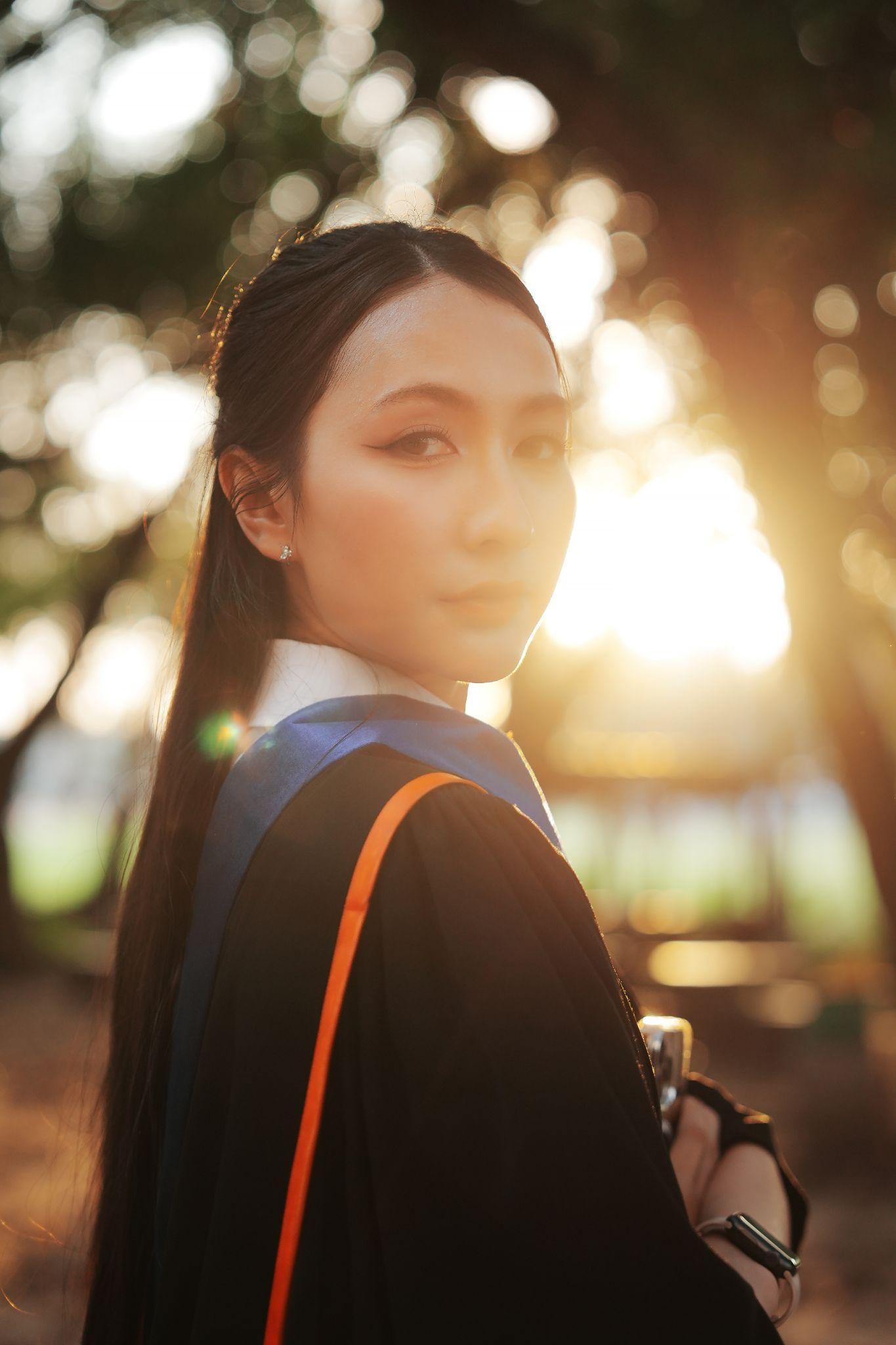 ผลงานรับปริญญา มหาวิทยาลัยกรุงเทพ โดย MeenTheFox ภาพที่ 10