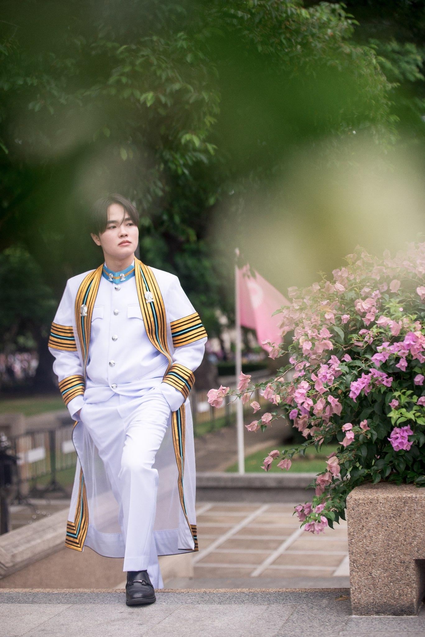 ผลงานรับปริญญา โดย ตากล้องไซส์S ภาพที่ 3