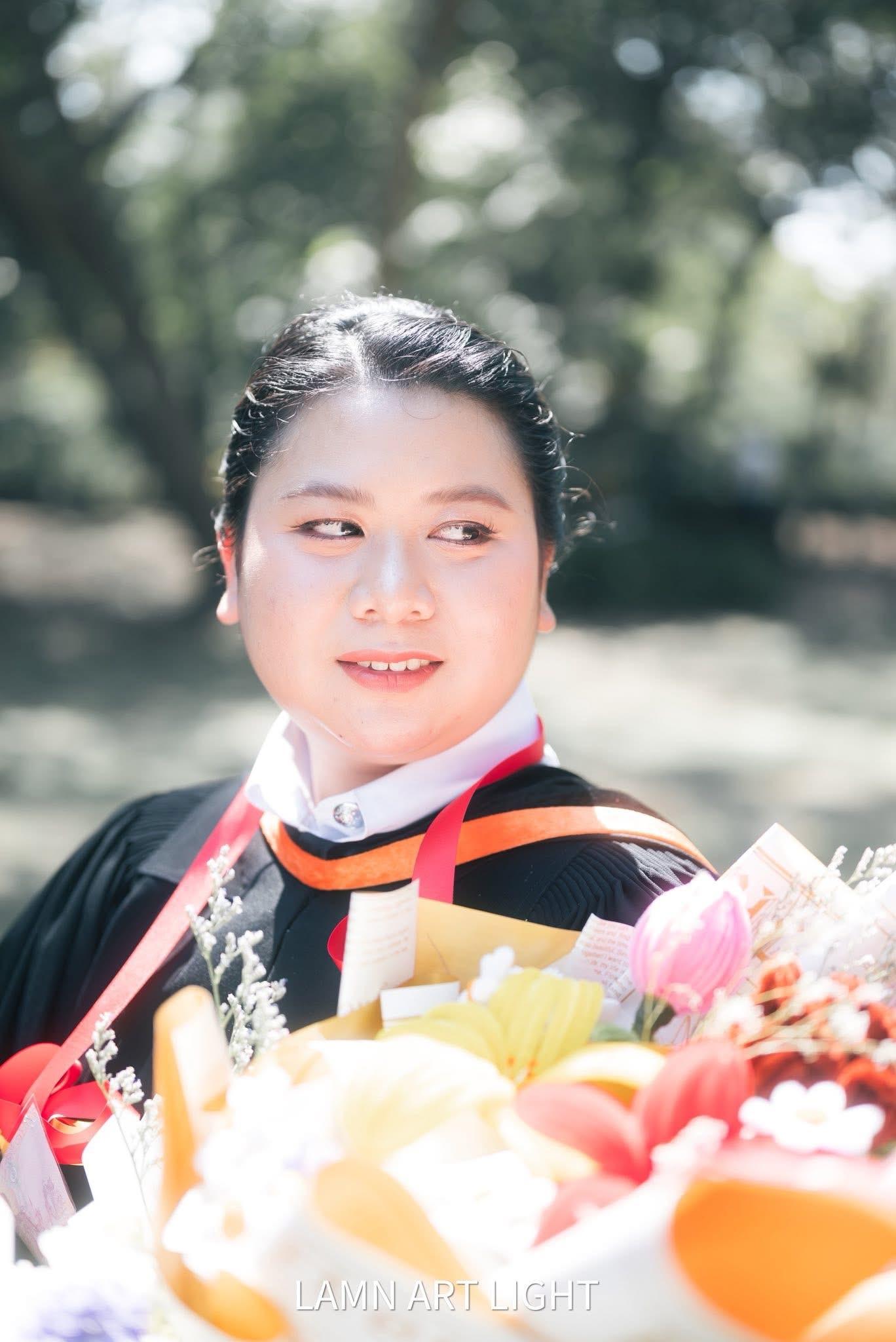 ผลงานรับปริญญา มหาวิทยาลัยศิลปากร โดย Attaniran FOTO ภาพที่ 1