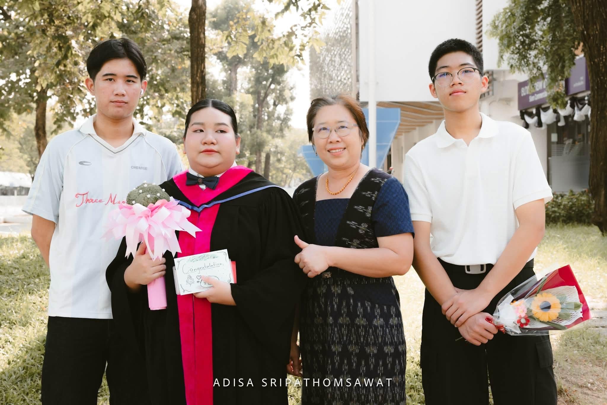 ผลงานรับปริญญา มหาวิทยาลัยมหิดล โดย Attaniran FOTO ภาพที่ 11