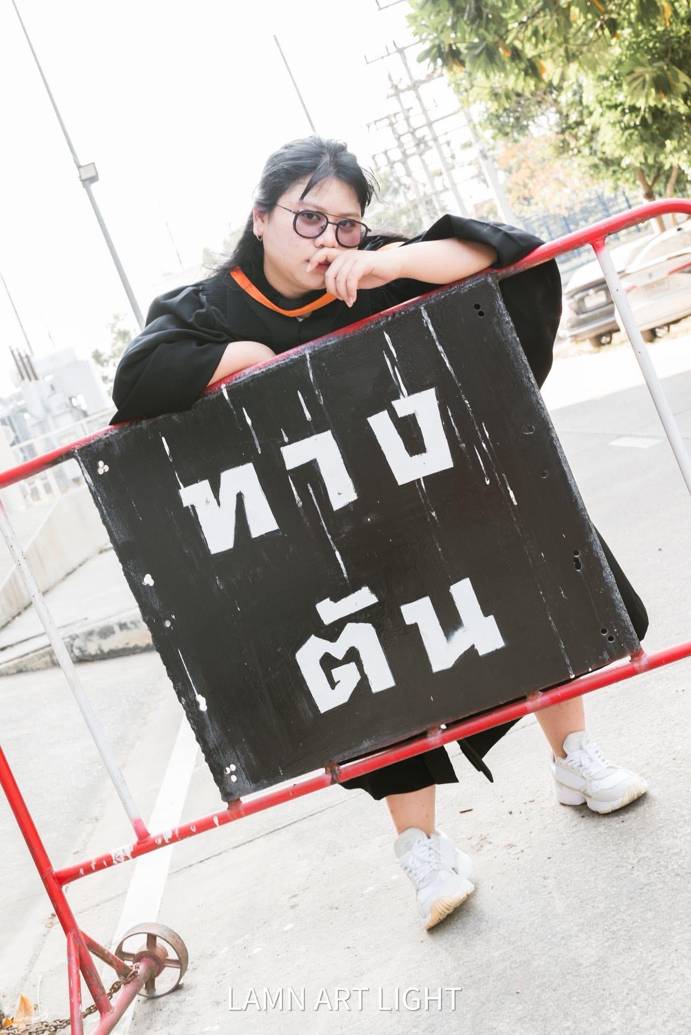 ผลงานรับปริญญา มหาวิทยาลัยศิลปากร โดย Attaniran FOTO ภาพที่ 9