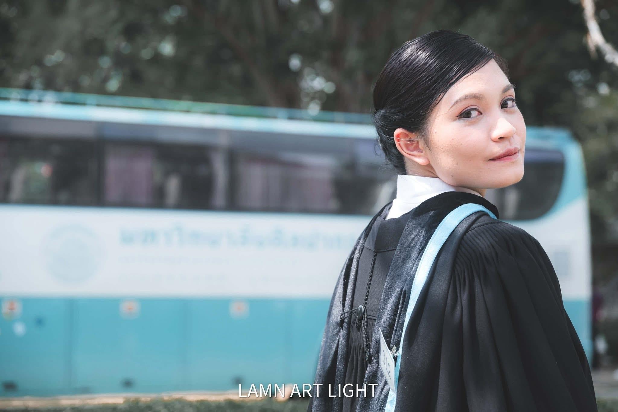 ผลงานรับปริญญา มหาวิทยาลัยศิลปากร โดย Attaniran FOTO ภาพที่ 5