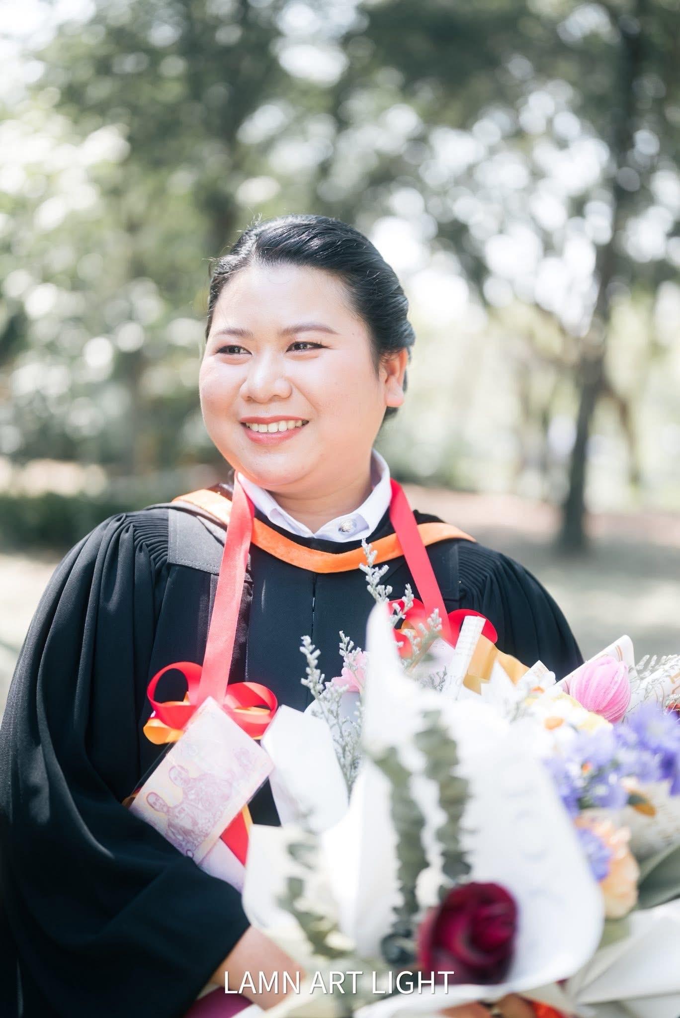 ผลงานรับปริญญา มหาวิทยาลัยศิลปากร โดย Attaniran FOTO ภาพที่ 7