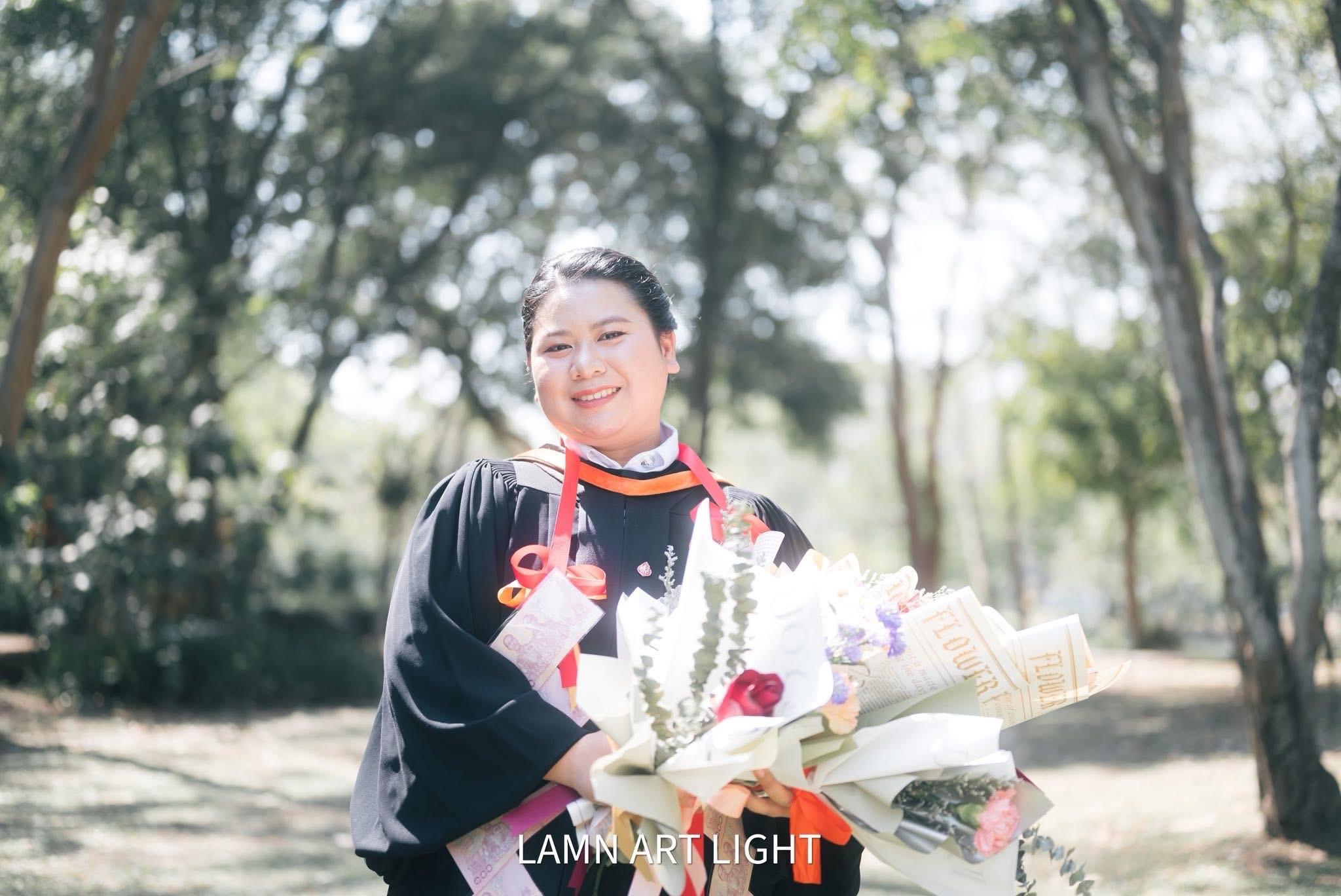 ผลงานรับปริญญา มหาวิทยาลัยศิลปากร โดย Attaniran FOTO ภาพที่ 8