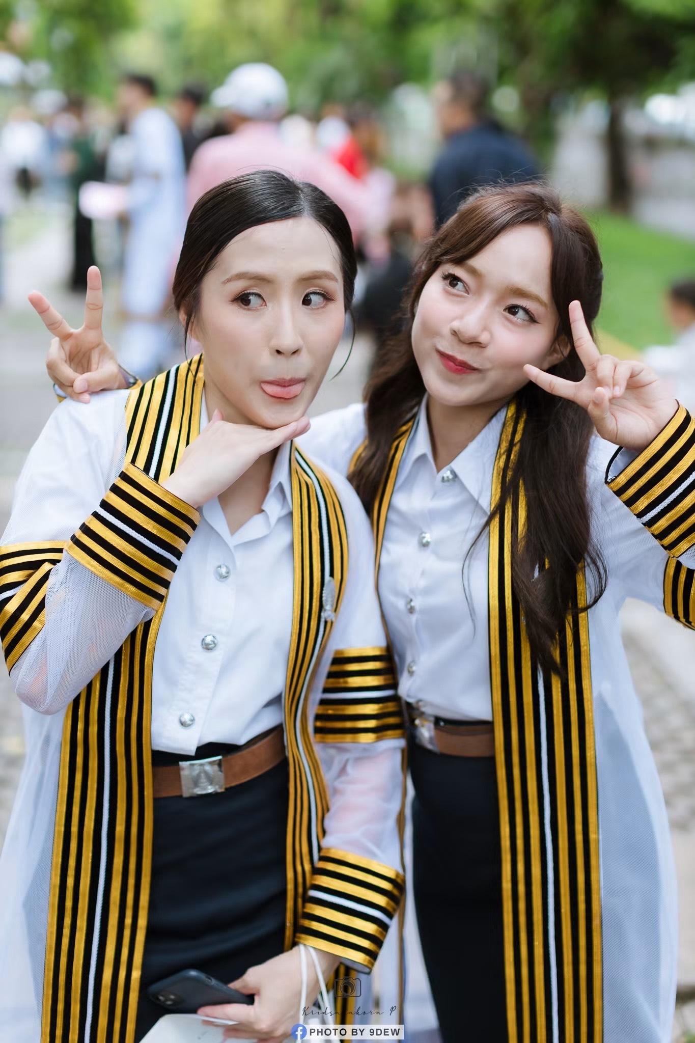ผลงานรับปริญญา โดย Photo By 9Dew ภาพที่ 3