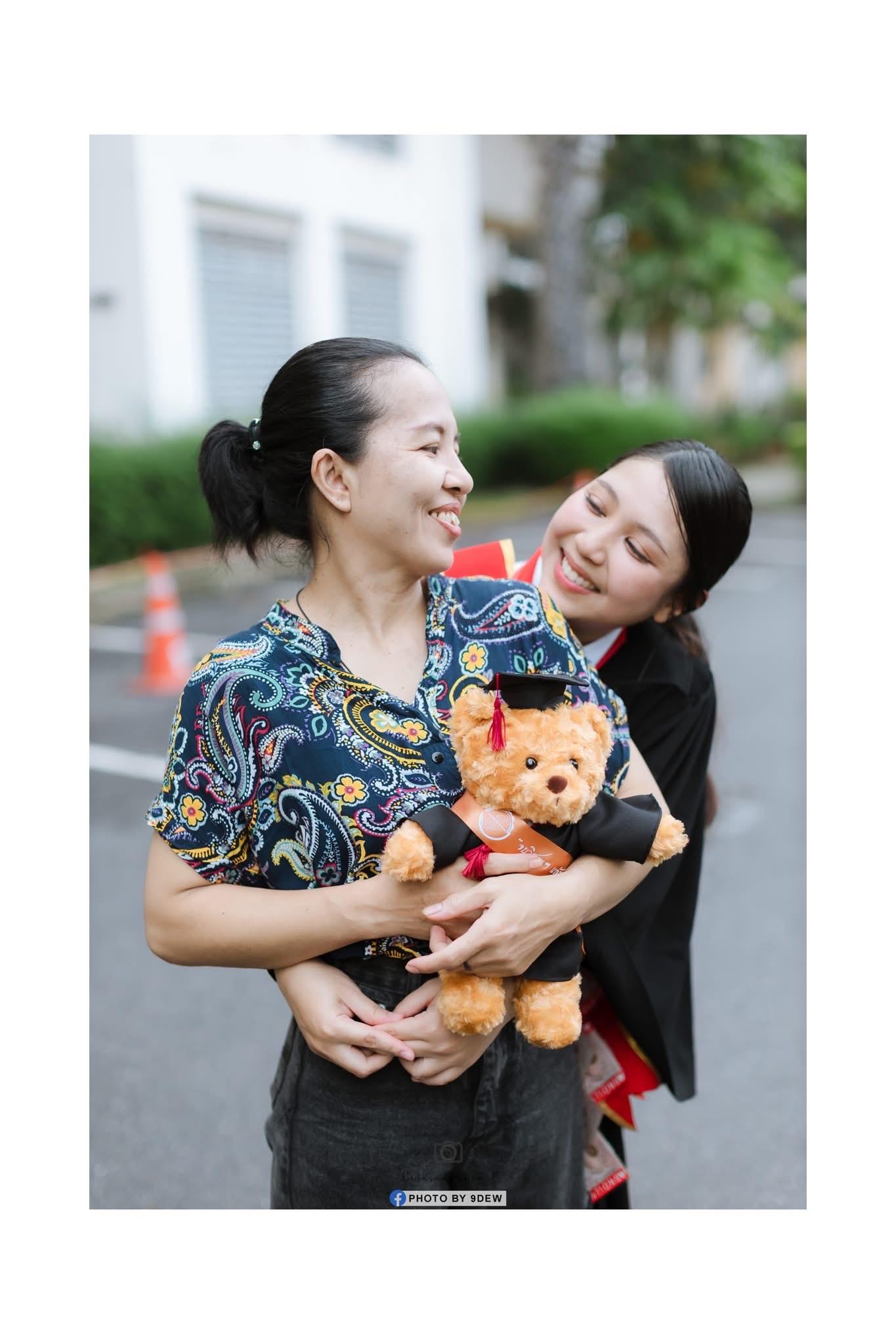 ผลงานรับปริญญา มหาวิทยาลัยเกษตรศาสตร์ โดย Photo By 9Dew ภาพที่ 4