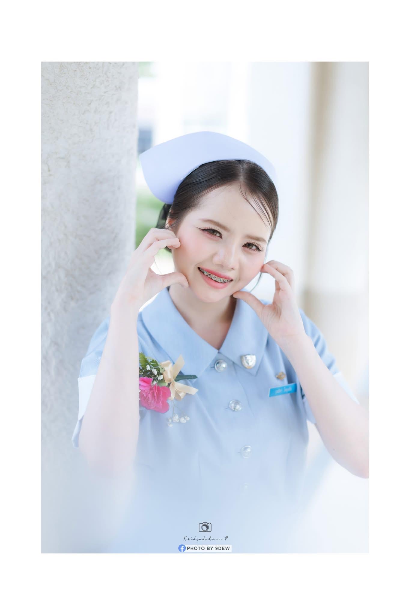 ผลงานรับปริญญา มหาวิทยาลัยคริสเตียน โดย Photo By 9Dew ภาพที่ 1