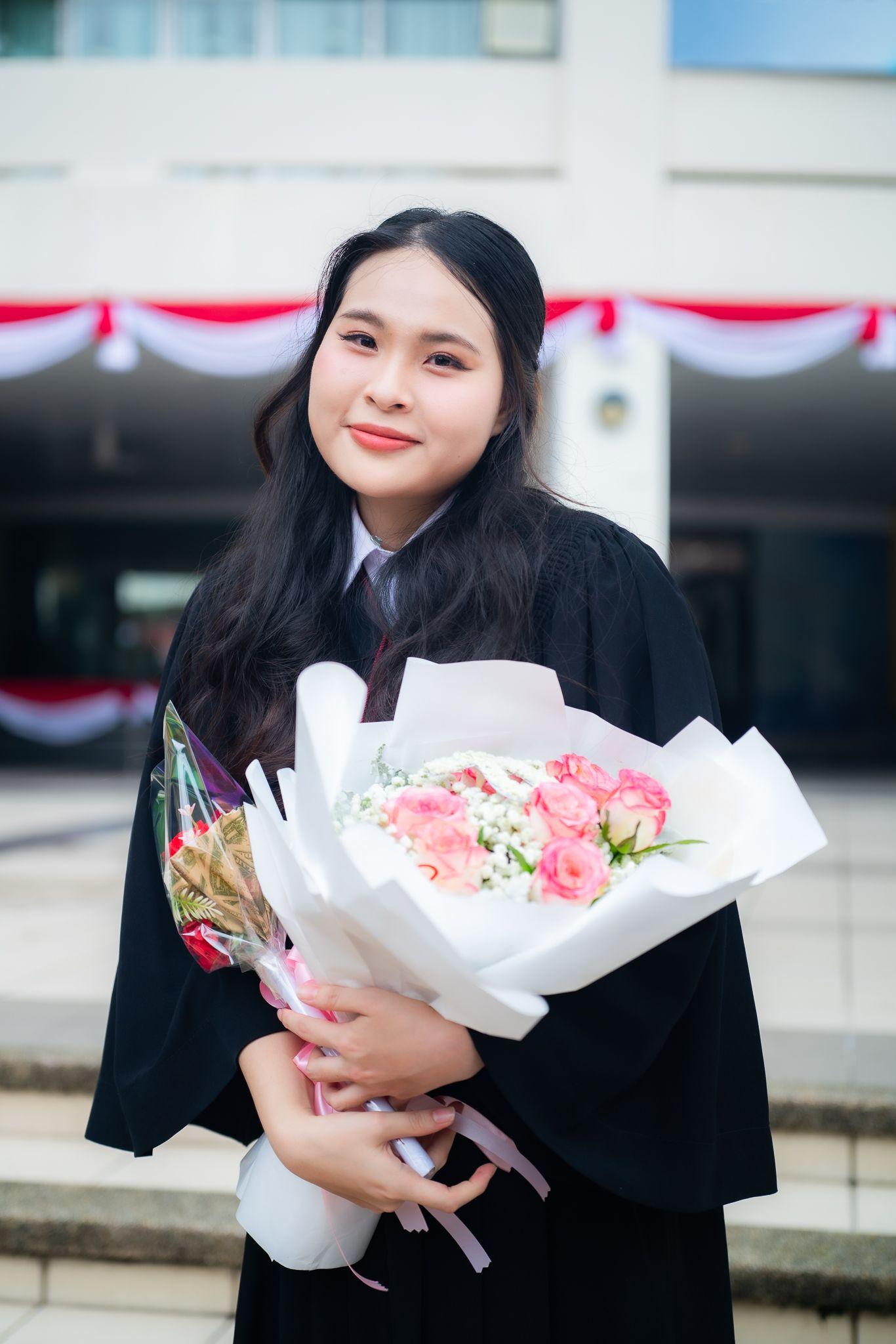 ผลงานรับปริญญา มหาวิทยาลัยเกษตรศาสตร์ โดย run and gun productions ภาพที่ 5