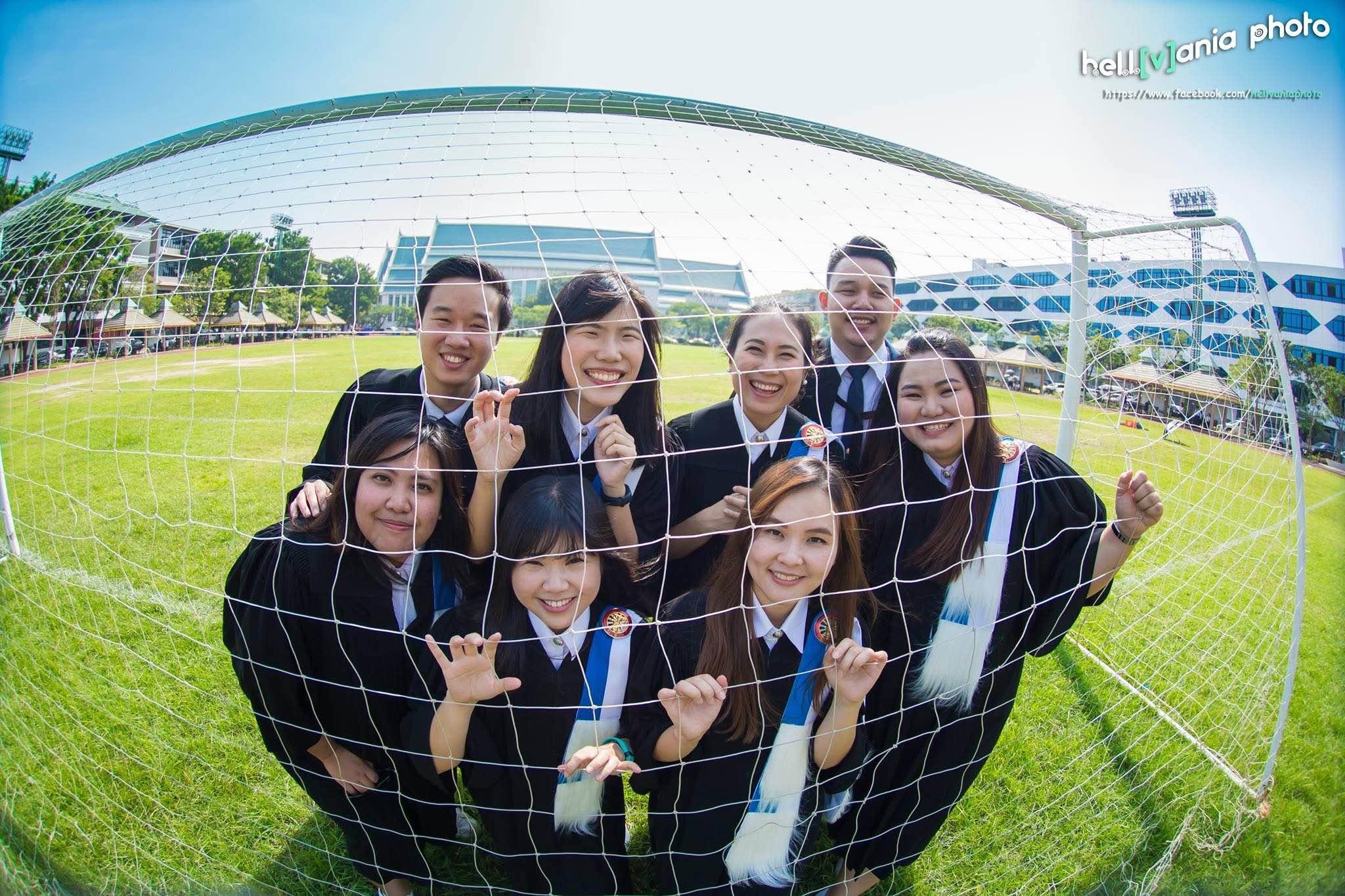 ผลงานรับปริญญา มหาวิทยาลัยธรรมศาสตร์ โดย Hellvania Photo ภาพที่ 11