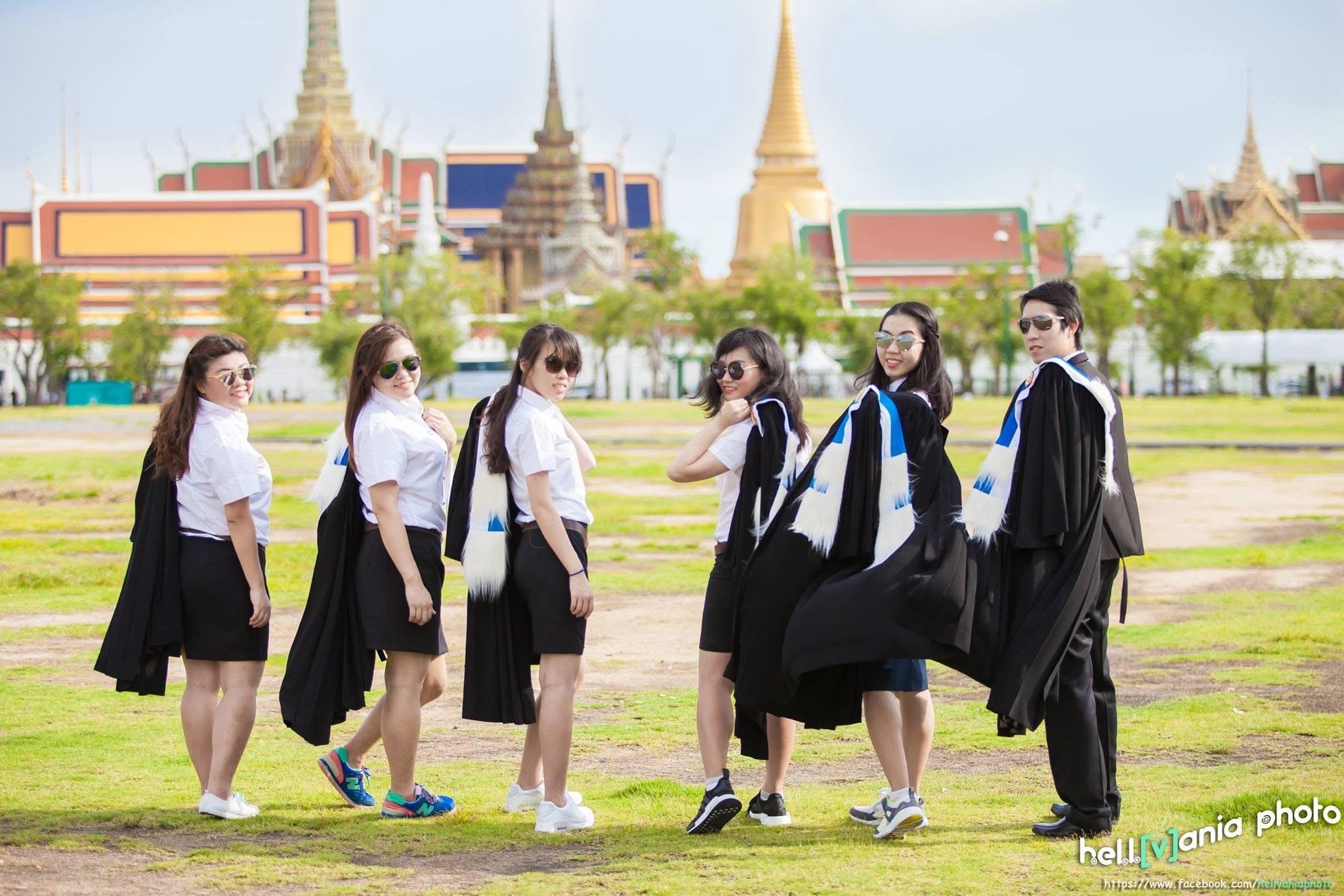 ผลงานรับปริญญา มหาวิทยาลัยธรรมศาสตร์ โดย Hellvania Photo ภาพที่ 3