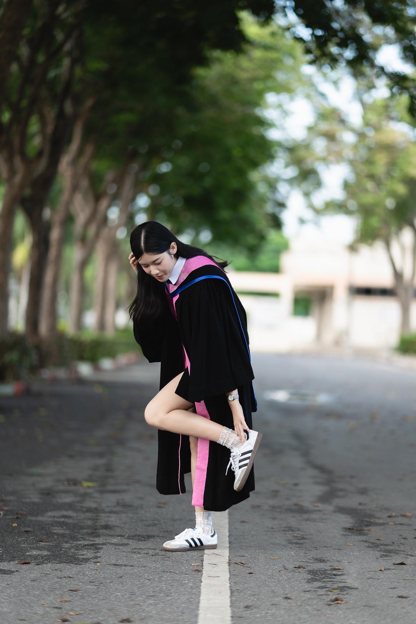 ผลงานรับปริญญา โดย Ti Te ภาพที่ 4