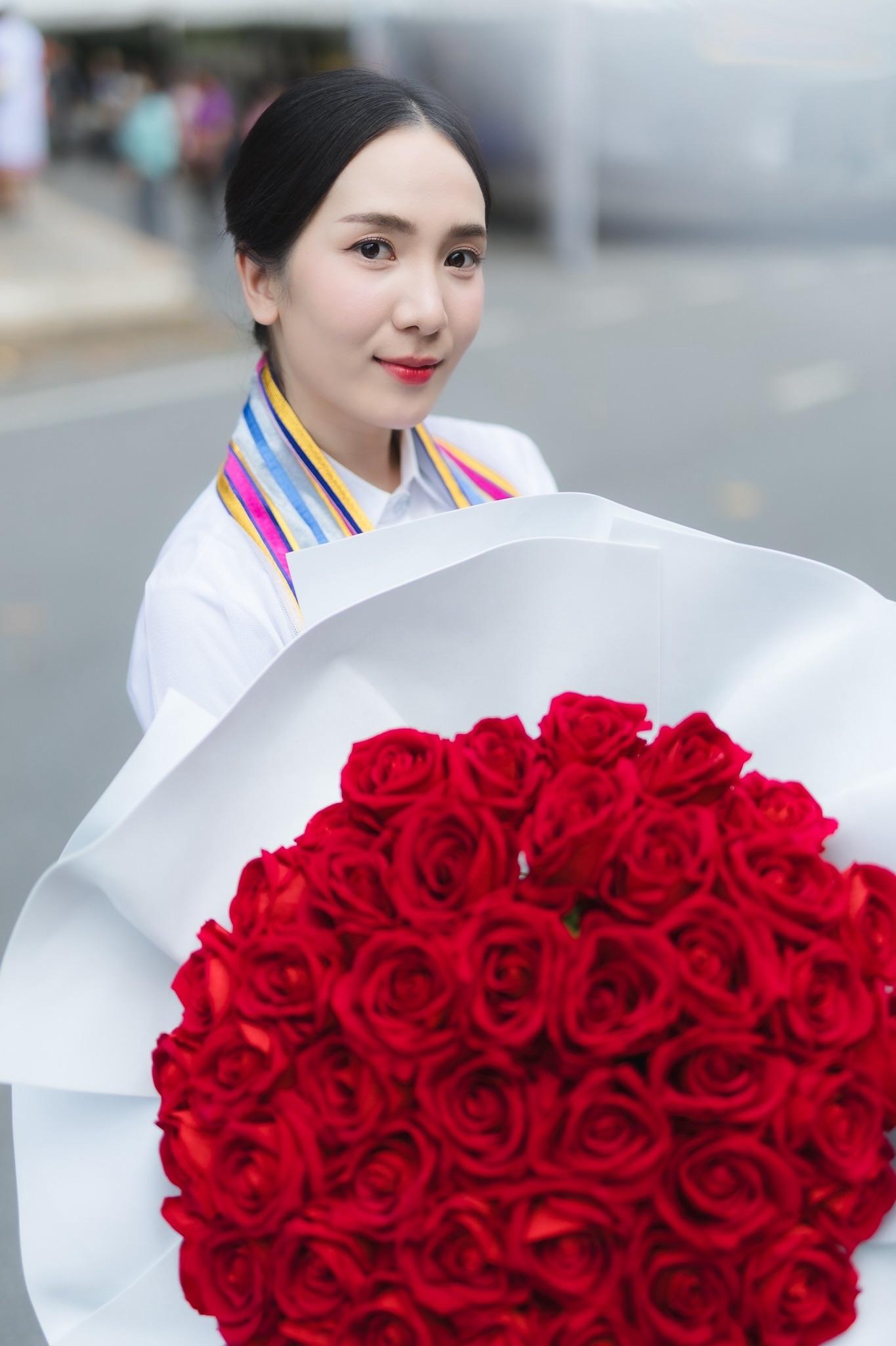 ผลงานรับปริญญา มหาวิทยาลัยราชภัฏอุบลราชธานี โดย Mannoiphoto ภาพที่ 1