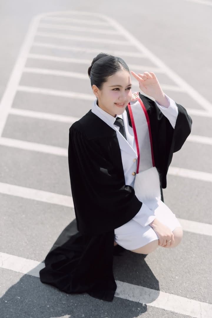 ผลงานรับปริญญา โดย Mannoiphoto ภาพที่ 3