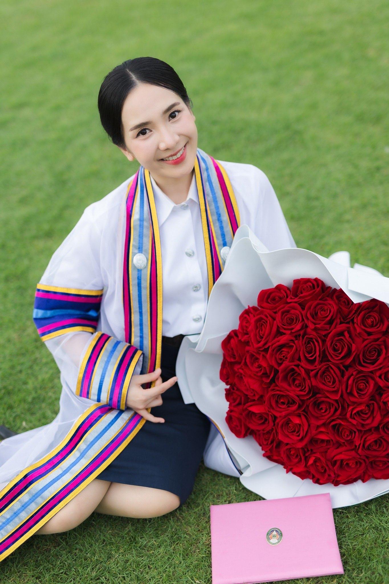 ผลงานรับปริญญา มหาวิทยาลัยราชภัฏอุบลราชธานี โดย Mannoiphoto ภาพที่ 2