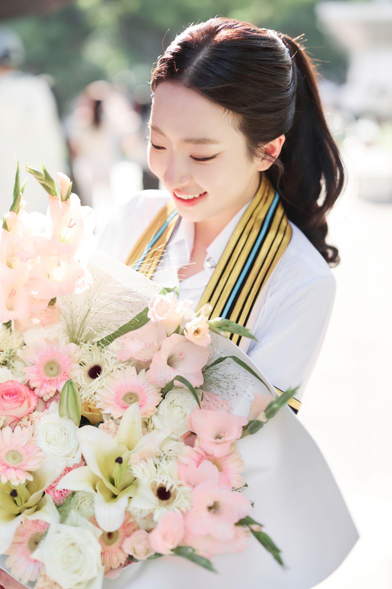 ผลงานรับปริญญา จุฬาลงกรณ์มหาวิทยาลัย โดย J99_Gallery ภาพที่ 2
