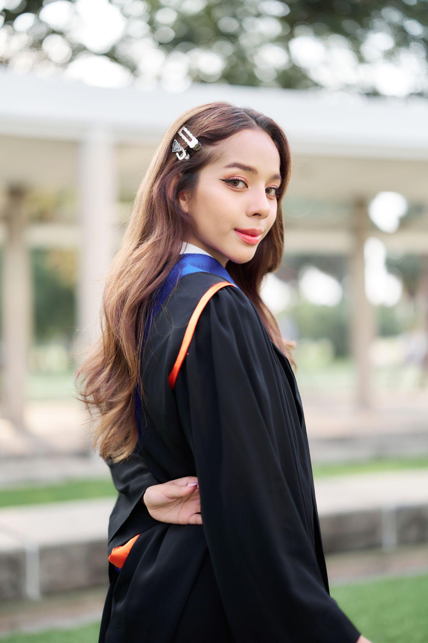 ผลงานรับปริญญา มหาวิทยาลัยกรุงเทพ โดย J99_Gallery ภาพที่ 1
