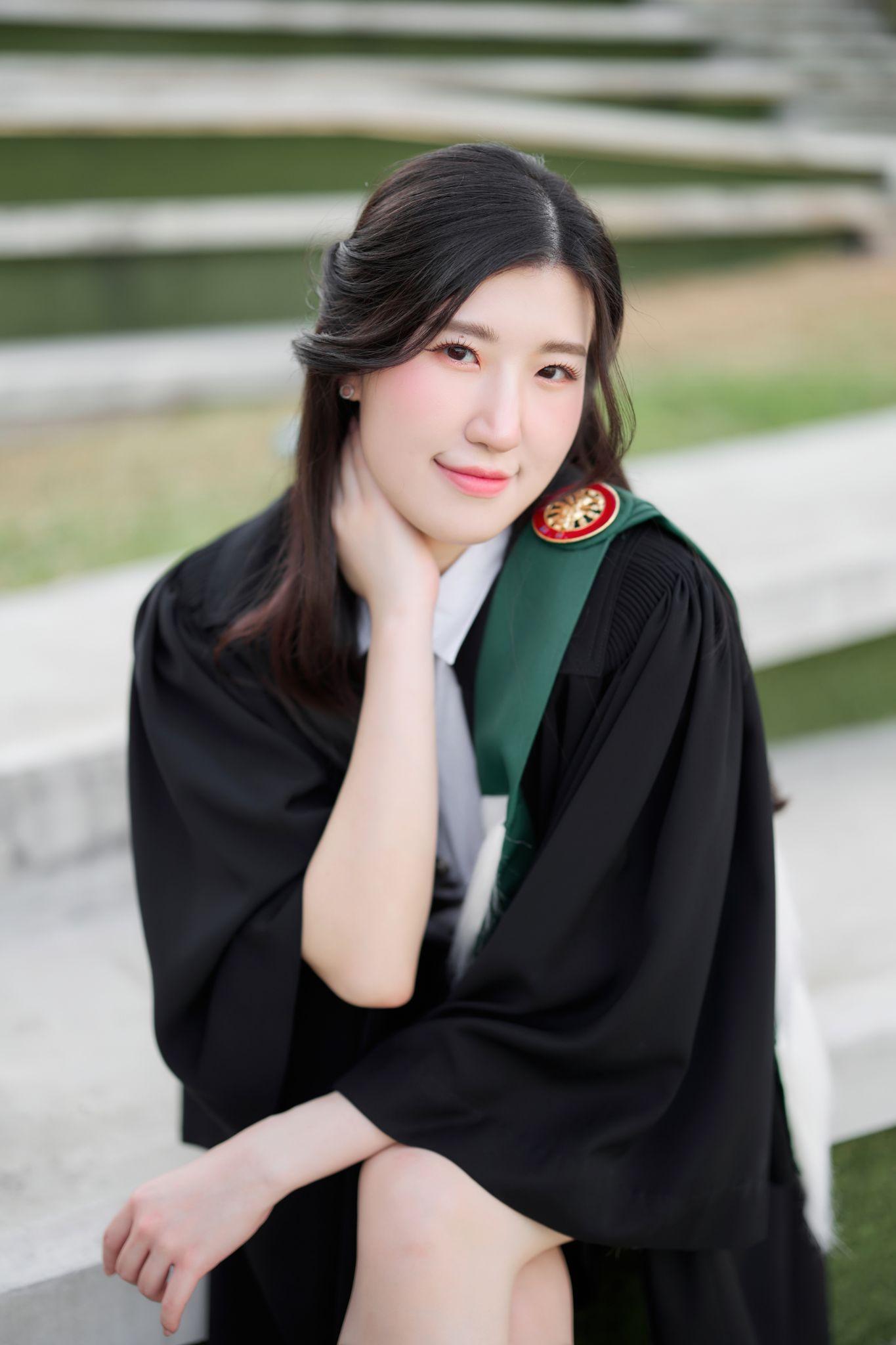 ผลงานรับปริญญา มหาวิทยาลัยธรรมศาสตร์ โดย J99_Gallery ภาพที่ 5