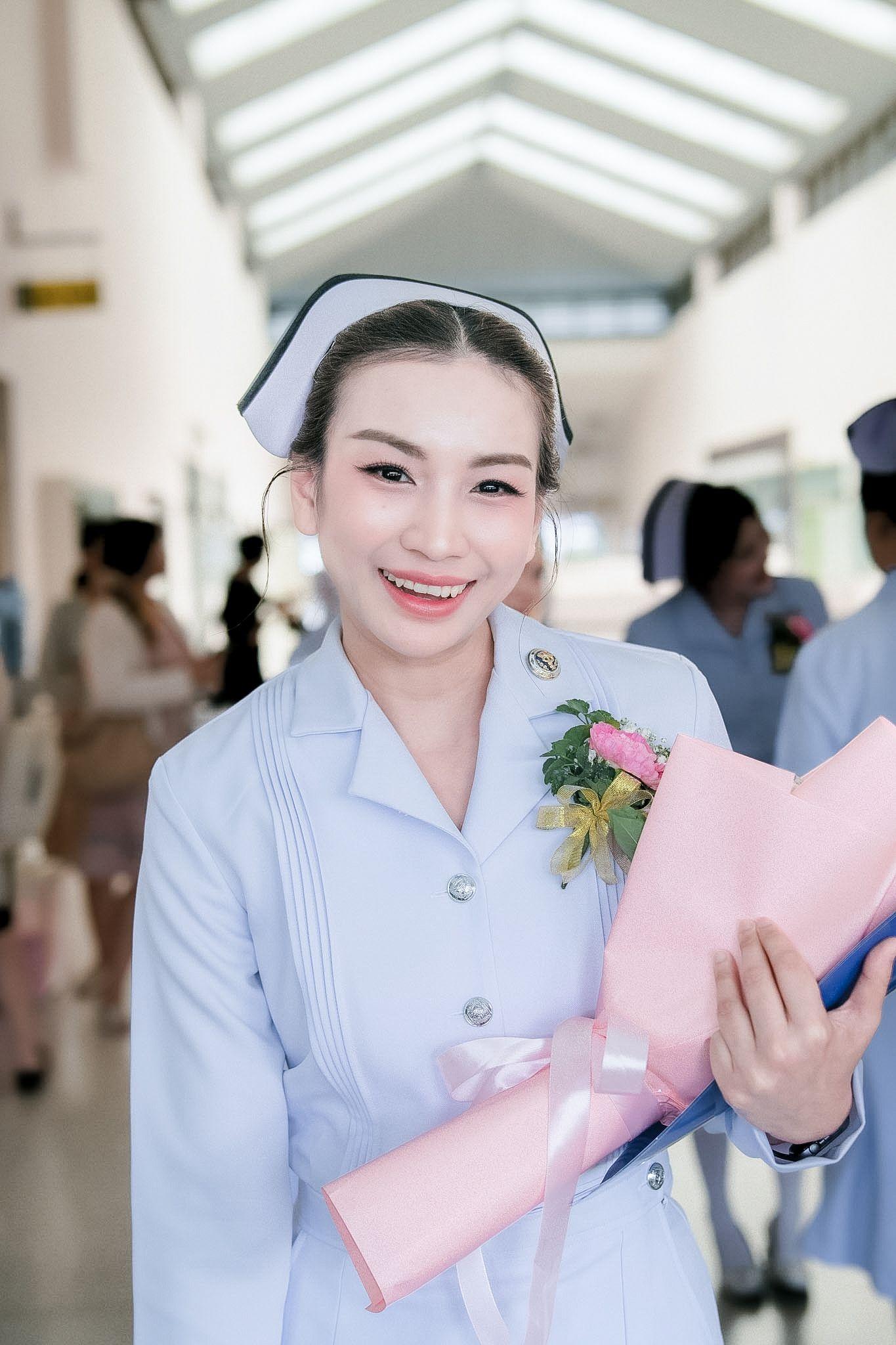 ผลงานรับปริญญา มหาวิทยาลัยอุบลราชธานี โดย Phurit__2005 ภาพที่ 2