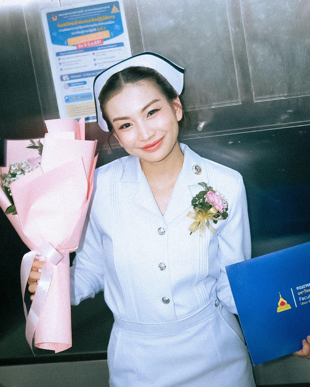 ผลงานรับปริญญา มหาวิทยาลัยอุบลราชธานี โดย Phurit__2005 ภาพที่ 5