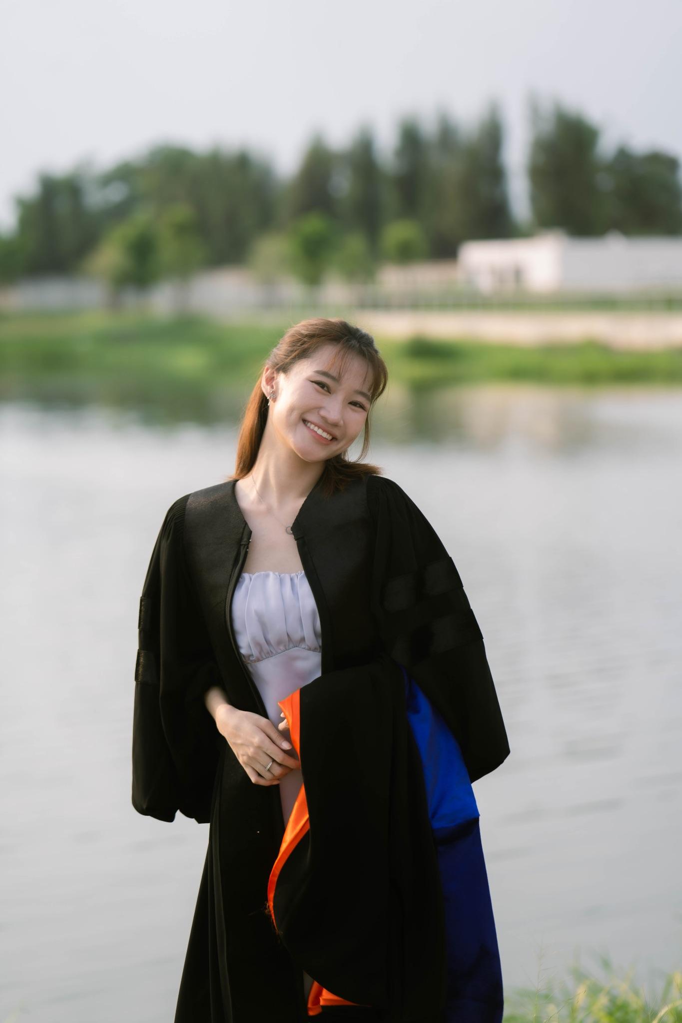 ผลงานรับปริญญา มหาวิทยาลัยกรุงเทพ โดย pacharaphoto ภาพที่ 18