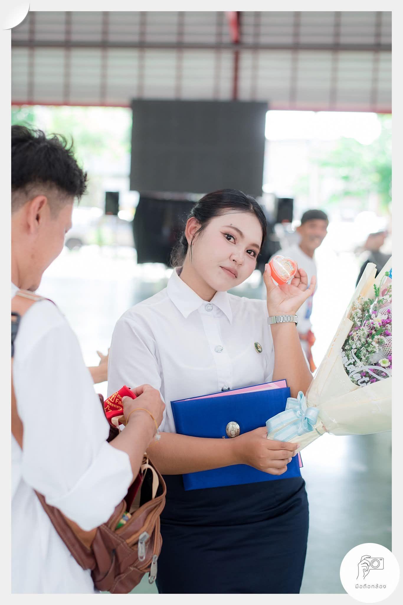 ผลงานรับปริญญา มหาวิทยาลัยราชภัฏสวนสุนันทา โดย มือถือกล้อง ภาพที่ 3