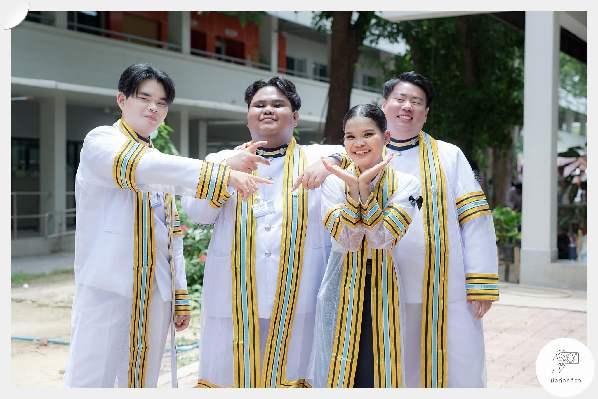 ผลงานรับปริญญา มหาวิทยาลัยราชภัฏสวนสุนันทา โดย มือถือกล้อง ภาพที่ 19
