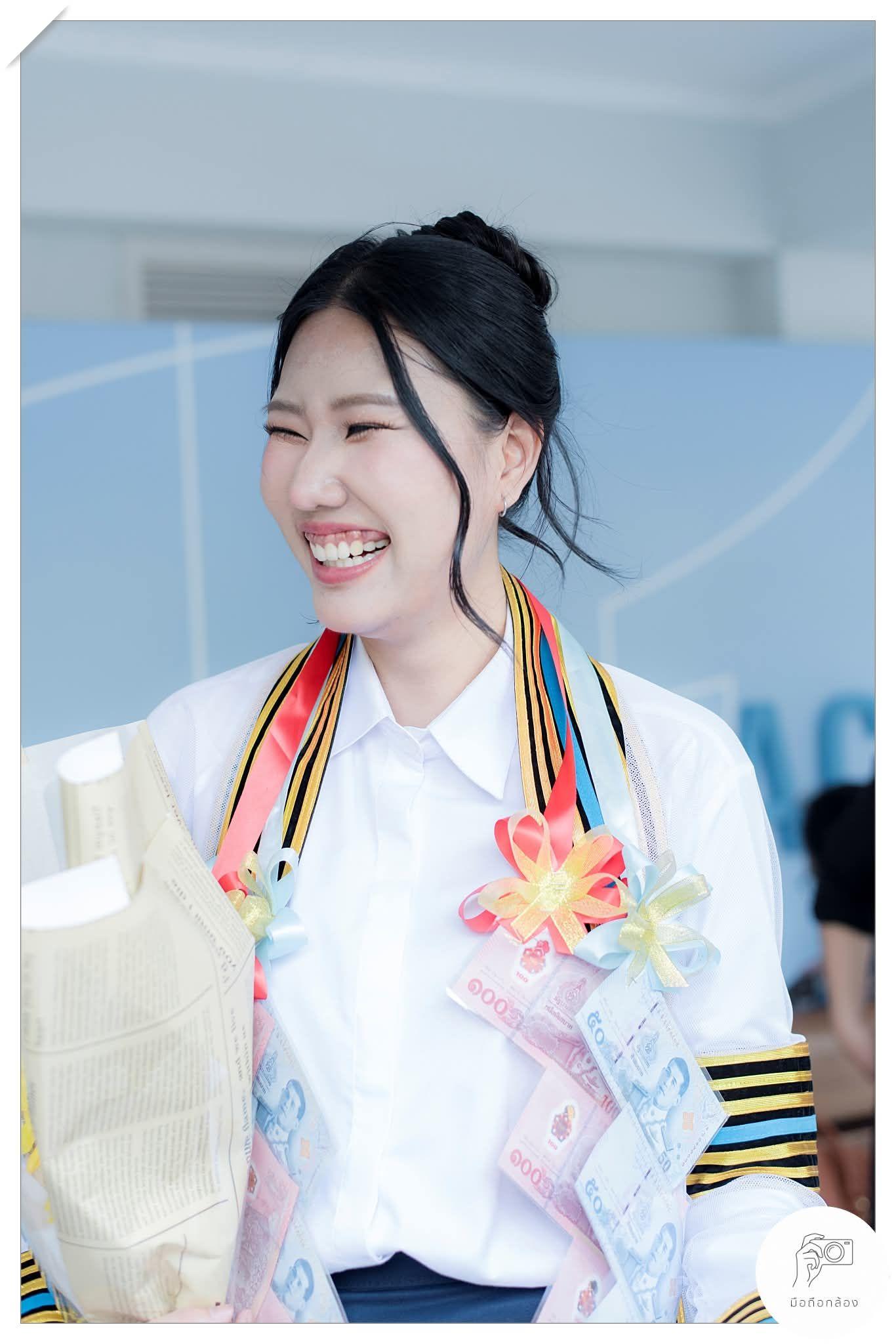 ผลงานรับปริญญา จุฬาลงกรณ์มหาวิทยาลัย โดย มือถือกล้อง ภาพที่ 19