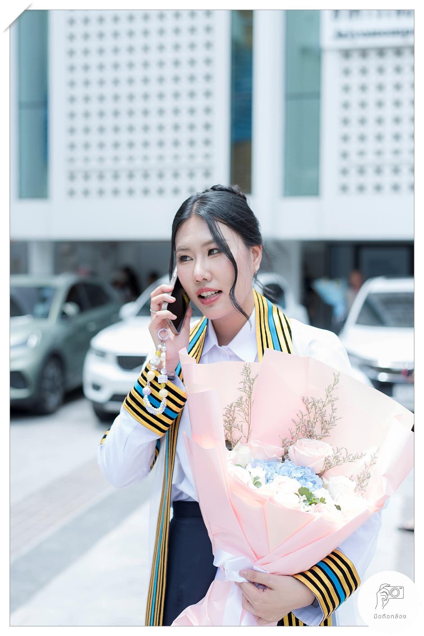 ผลงานรับปริญญา จุฬาลงกรณ์มหาวิทยาลัย โดย มือถือกล้อง ภาพที่ 6