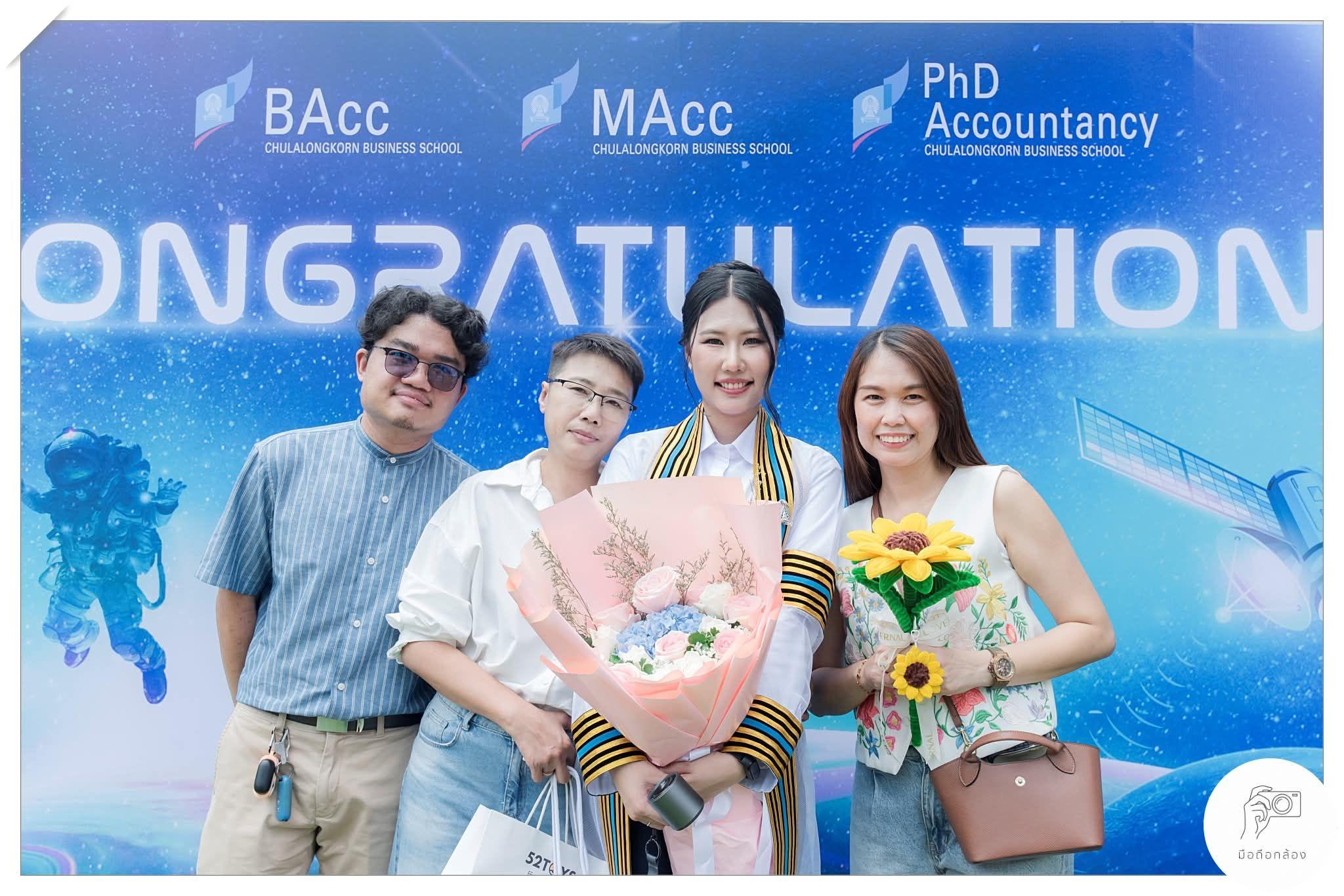 ผลงานรับปริญญา จุฬาลงกรณ์มหาวิทยาลัย โดย มือถือกล้อง ภาพที่ 14