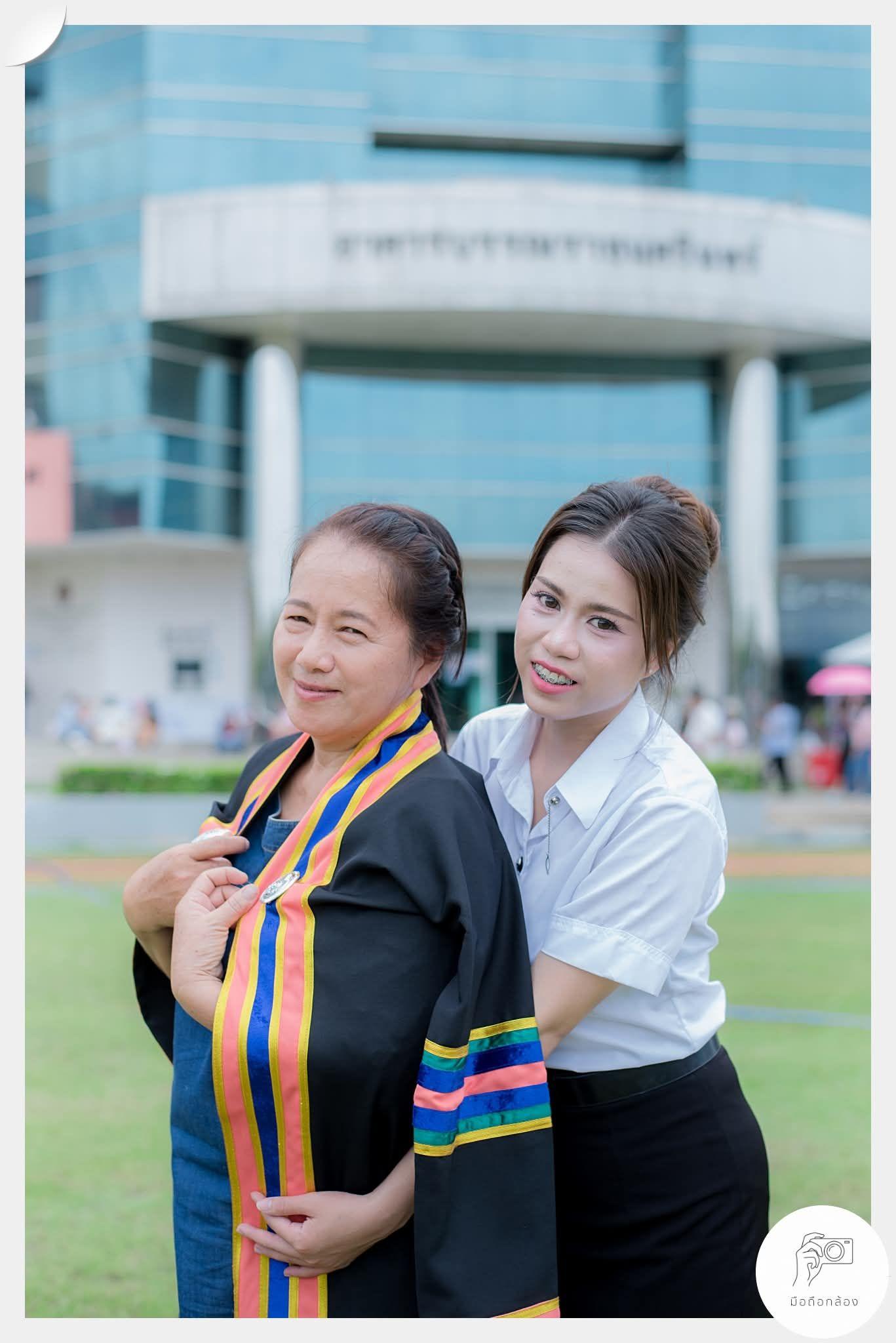 ผลงานรับปริญญา มหาวิทยาลัยราชภัฏนครปฐม โดย มือถือกล้อง ภาพที่ 13