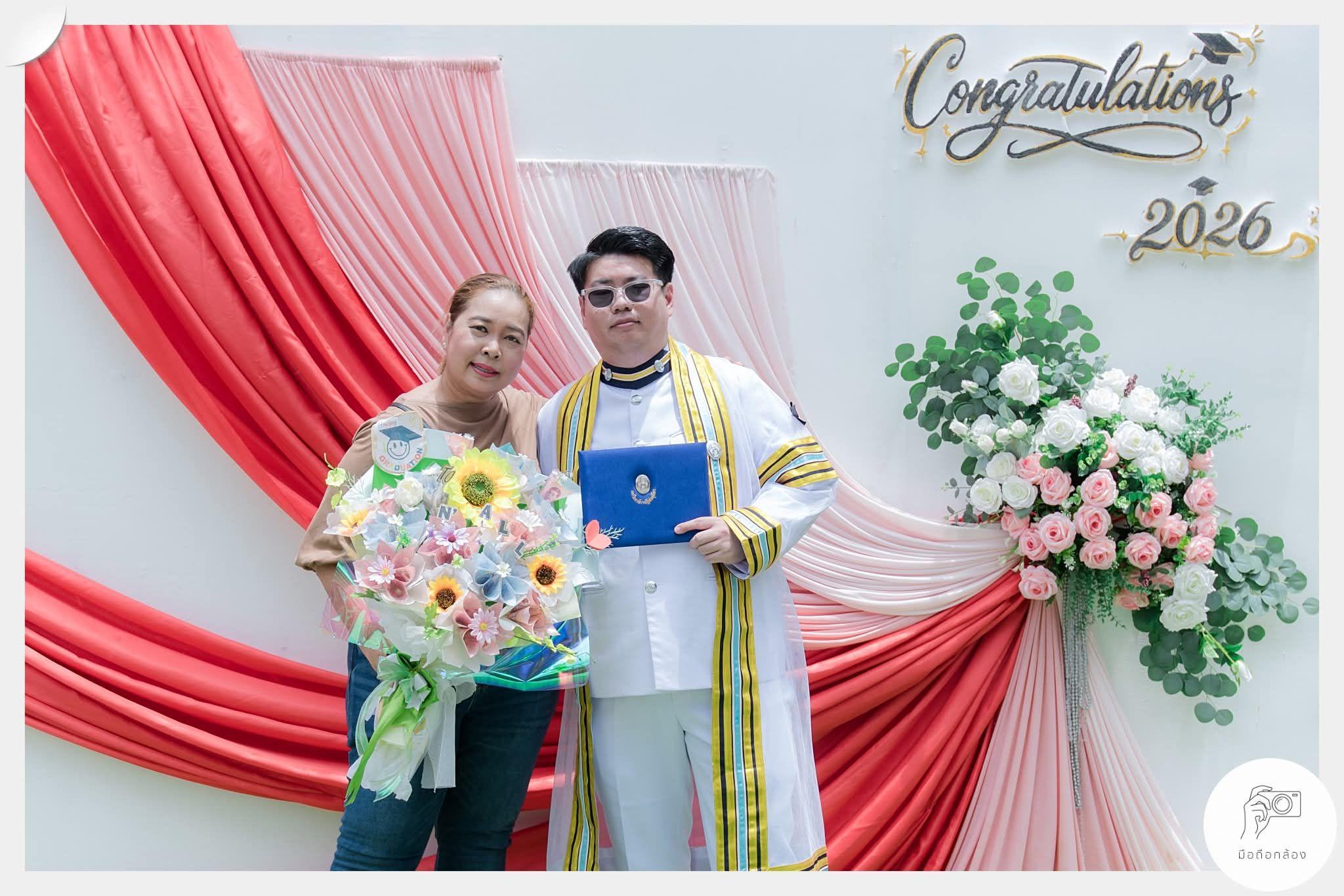 ผลงานรับปริญญา มหาวิทยาลัยราชภัฏสวนสุนันทา โดย มือถือกล้อง ภาพที่ 17