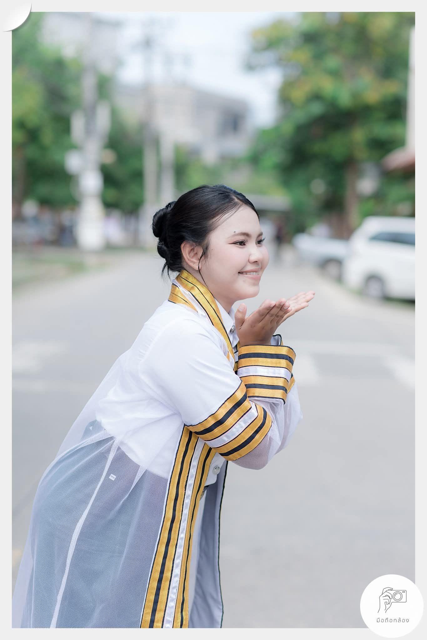 ผลงานรับปริญญา มหาวิทยาลัยราชภัฏสวนสุนันทา โดย มือถือกล้อง ภาพที่ 4